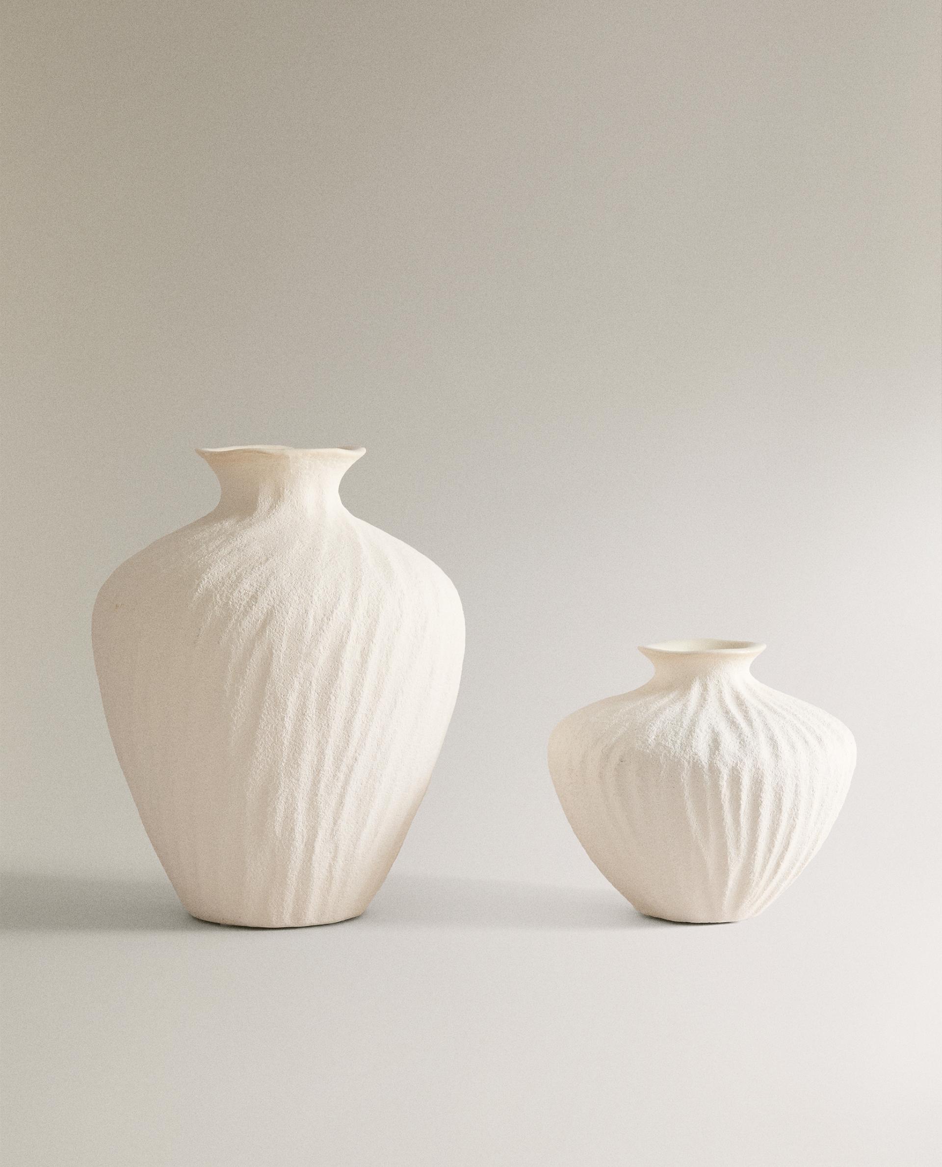 TEXTURED CERAMIC VASE