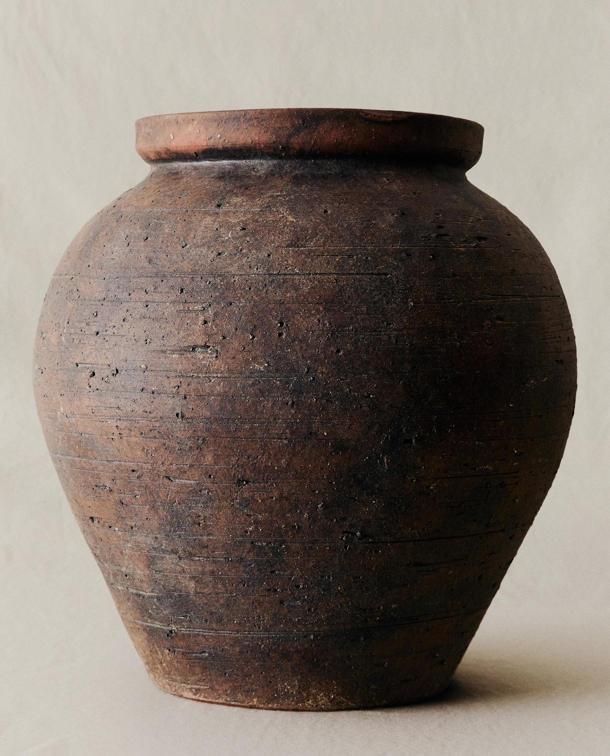 TEXTURED CERAMIC VASE product thumbnail 7