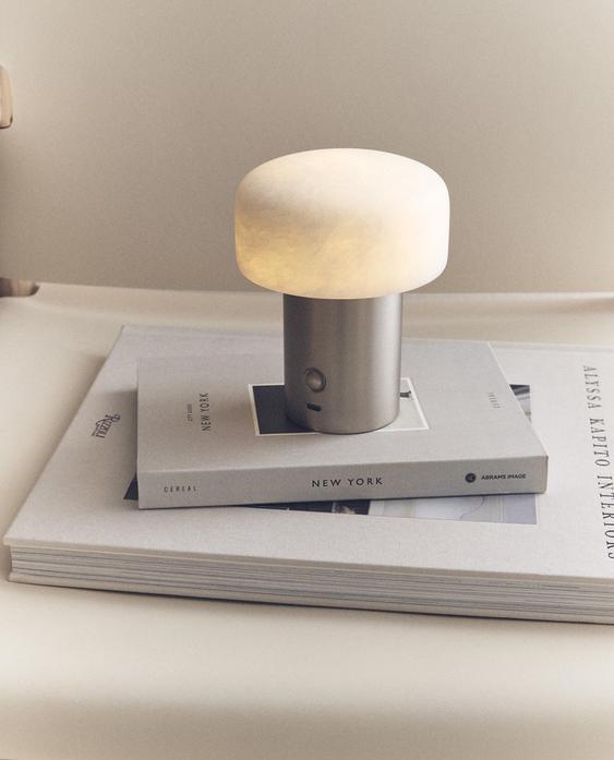 LAMPE TABLE SANS FIL ALBATRE ET MÉTAL