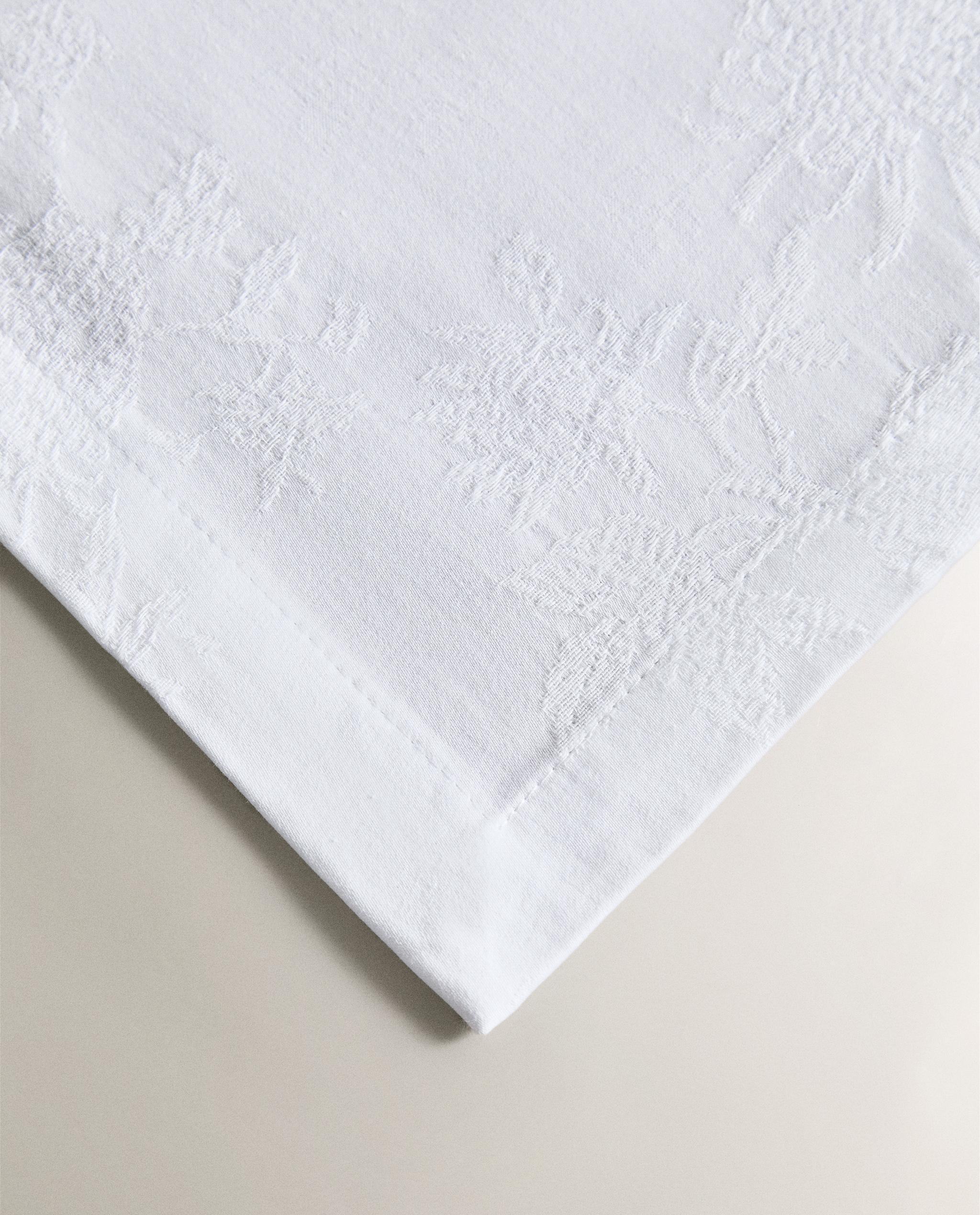 PACK OF COTTON JACQUARD NAPKINS (PACK OF 2) product thumbnail 11