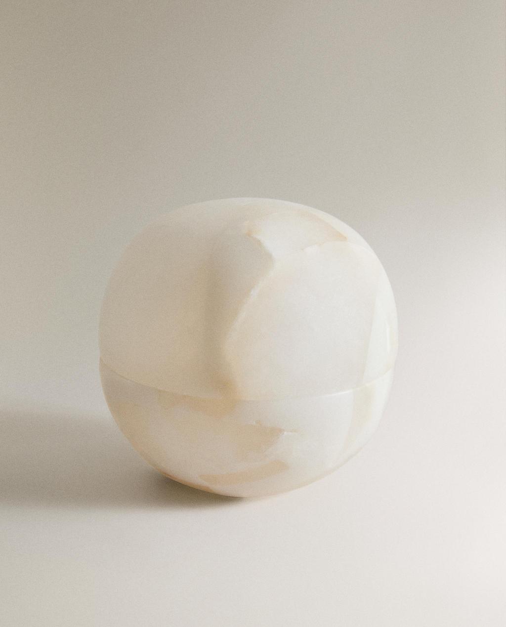 ALABASTER RESIN BATHROOM JAR