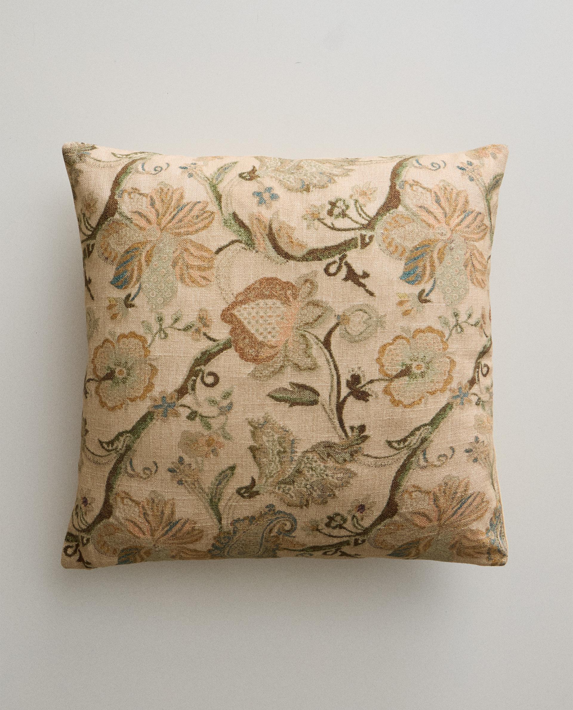 FLORAL PRINT CUSHION COVER FLORAL PRINT CUSHION COVER