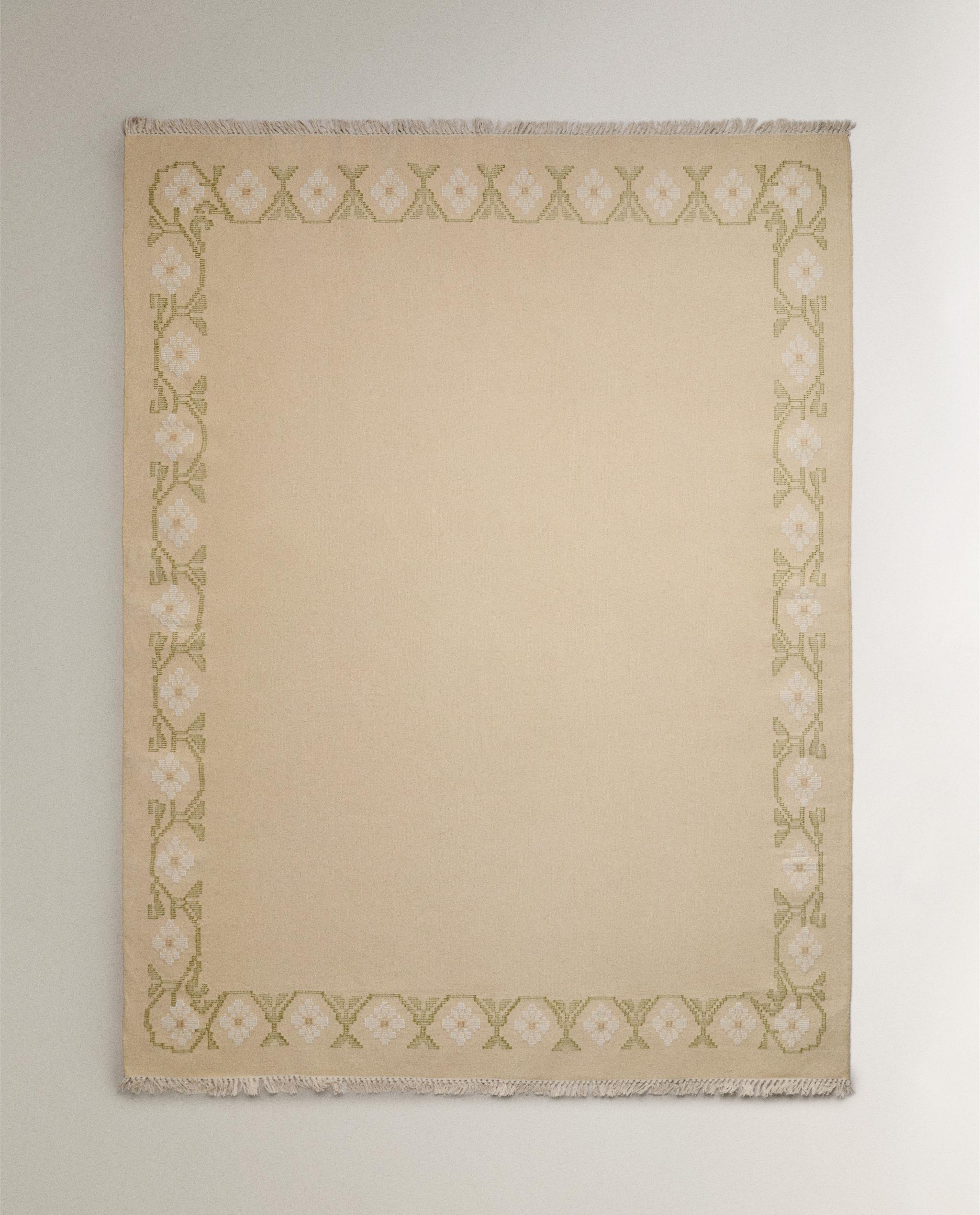 FLORAL JACQUARD RUG product thumbnail 4