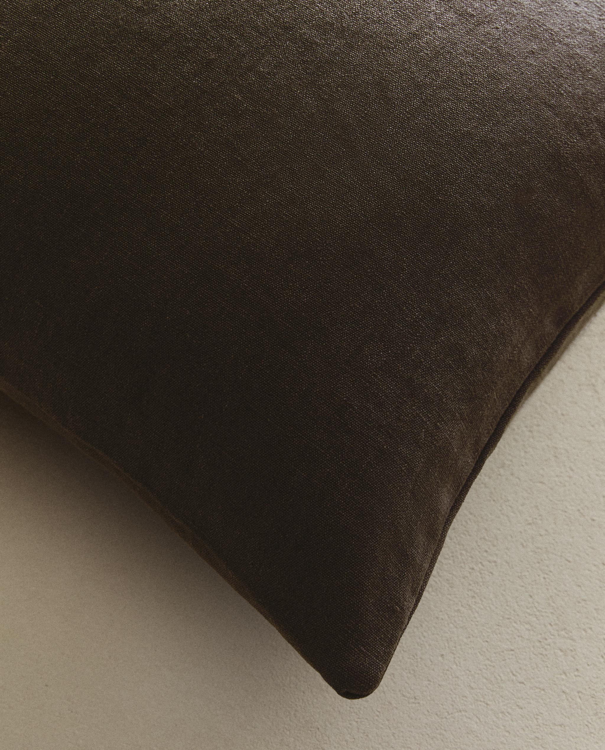 WASHED LINEN CUSHION COVER product thumbnail 4