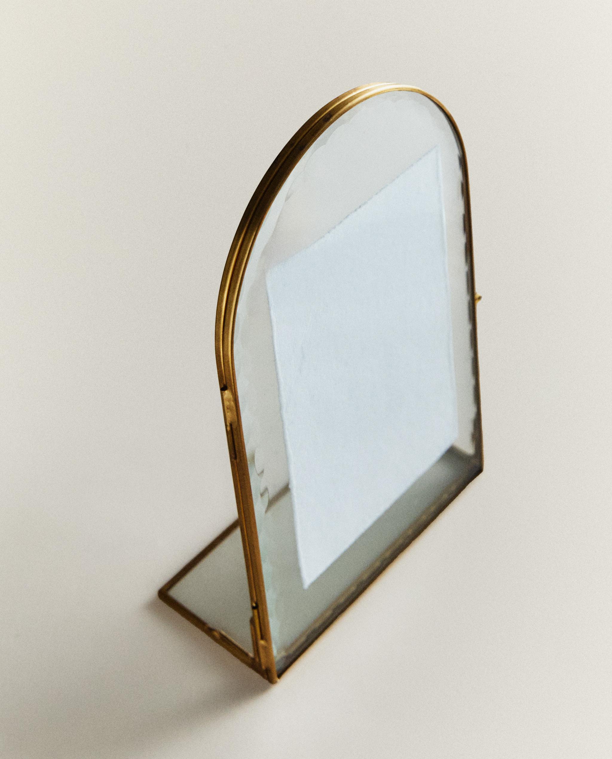 GOLDEN ARCH PHOTO FRAME product thumbnail 8