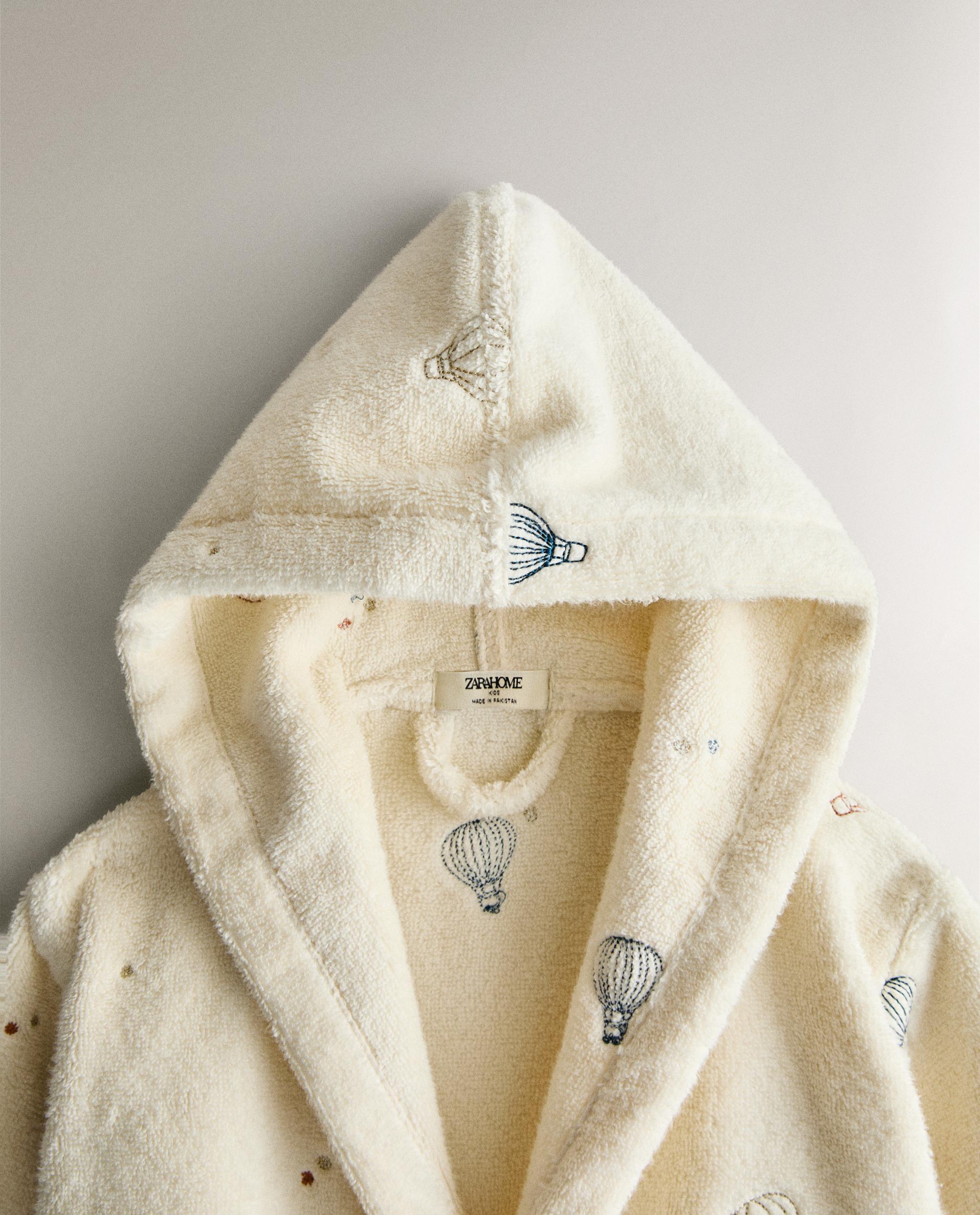 KIDS' BALLOON BATHROBE product thumbnail 2