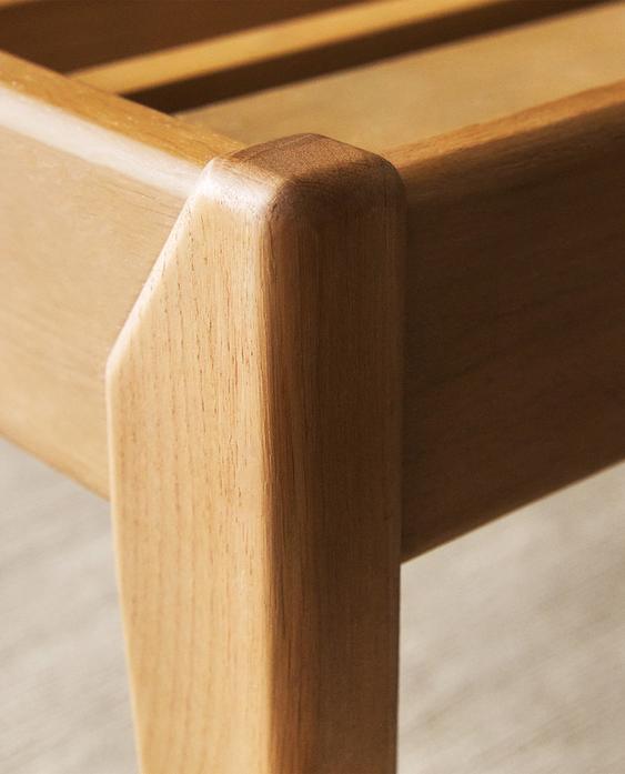 BEDFRAME MET EIKENHOUT BEDFRAME MET EIKENHOUT
