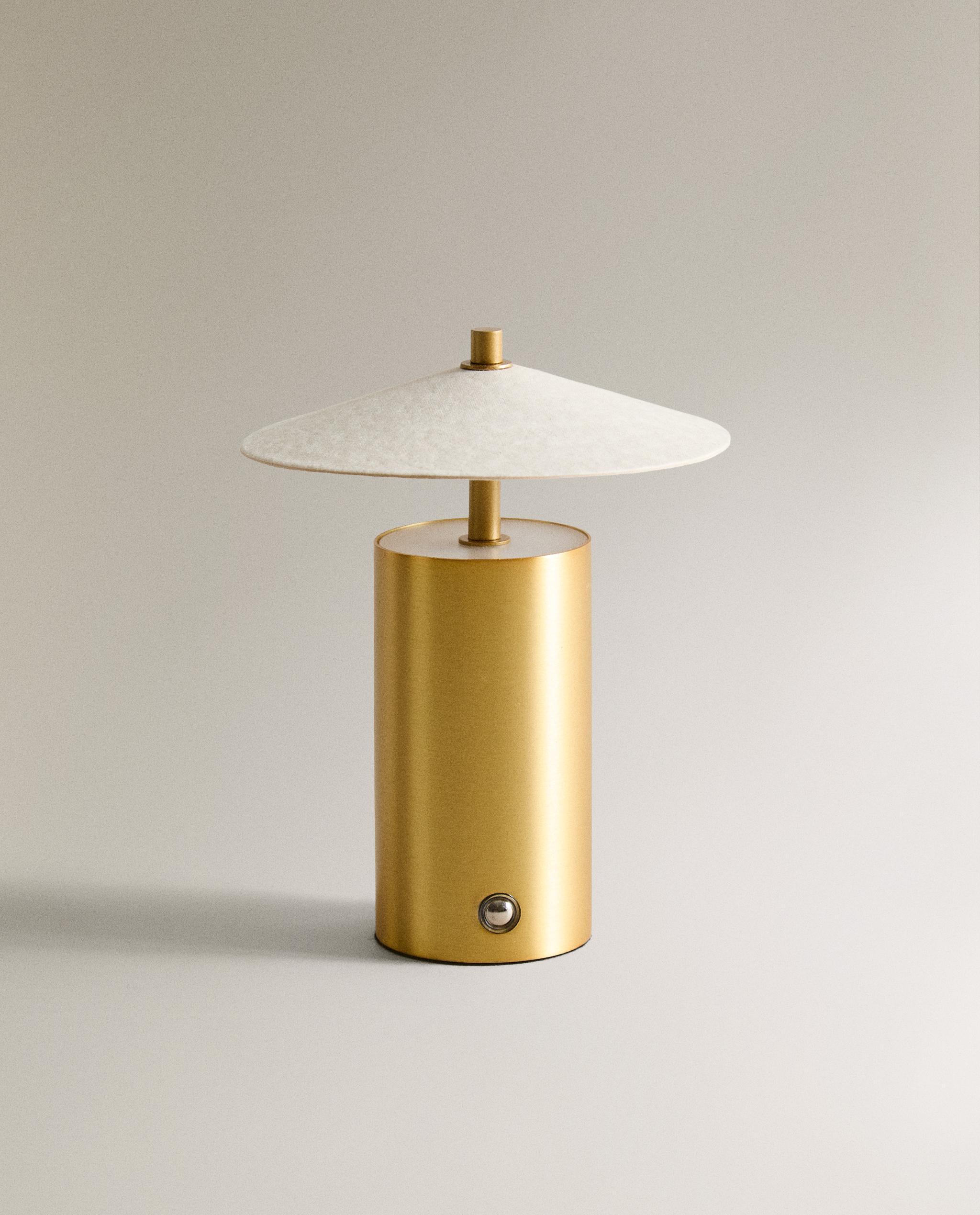 Lampada da tavolo moderno T16069E GREY E14 INSPIRE | Leroy Merlin Lampada da tavolo moderno T16069E GREY E14 INSPIRE | Leroy Merlin