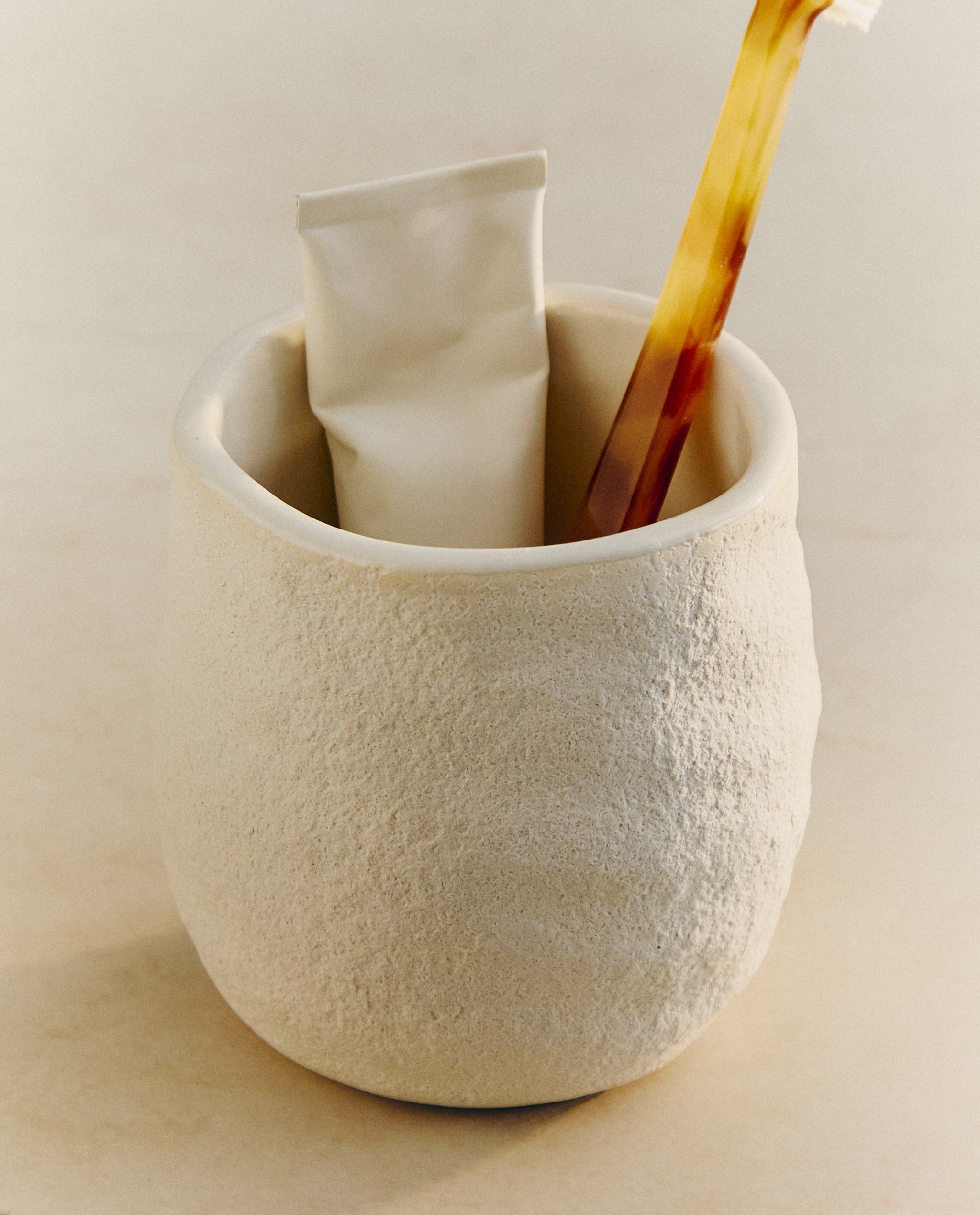 ROUGH-EFFECT CERAMIC BATHROOM SET product thumbnail 15