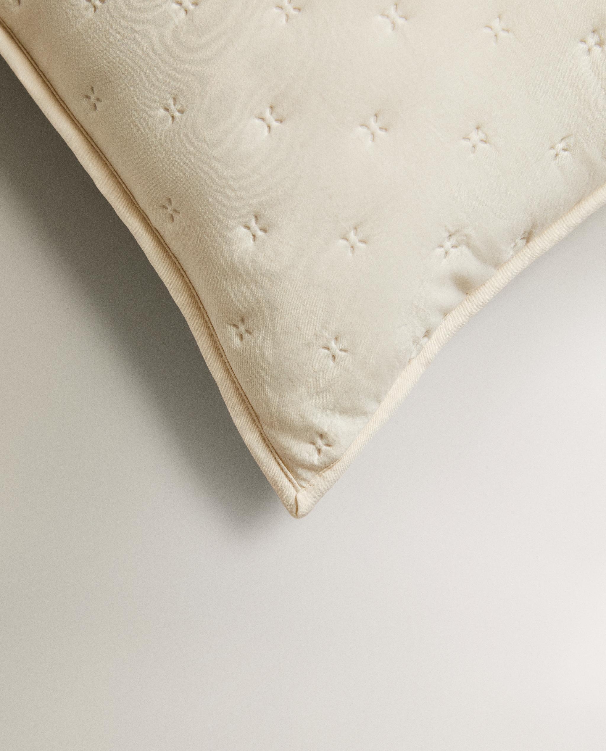 QUILTED CUSHION COVER WITH DOTS product thumbnail 14