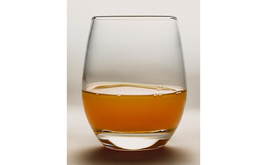 SET OF ROUNDED GLASS TUMBLERS (SET OF 3) SET OF ROUNDED GLASS TUMBLERS (SET OF 3)