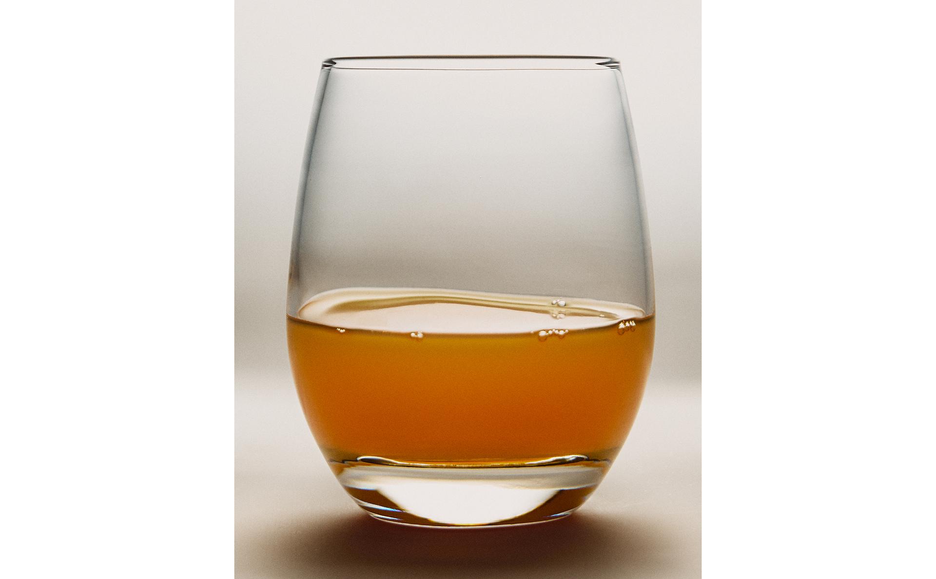 CONJUNTO DE COPOS DE VIDRO ARREDONDADOS (CONJUNTO DE 3) CONJUNTO DE COPOS DE VIDRO ARREDONDADOS (CONJUNTO DE 3)