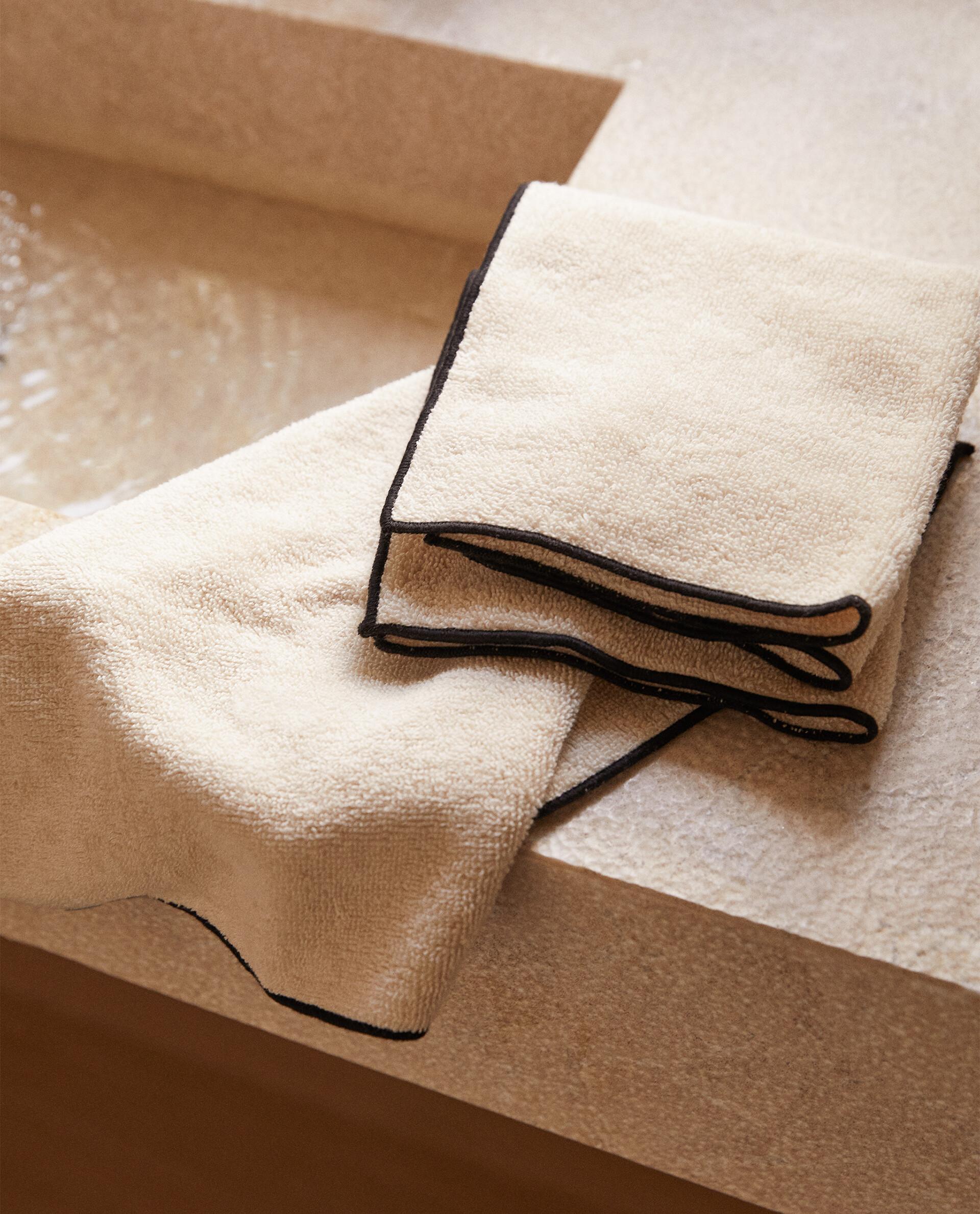 PACK OF COTTON OVERLOCK HAND TOWELS (PACK OF 3) product thumbnail 16