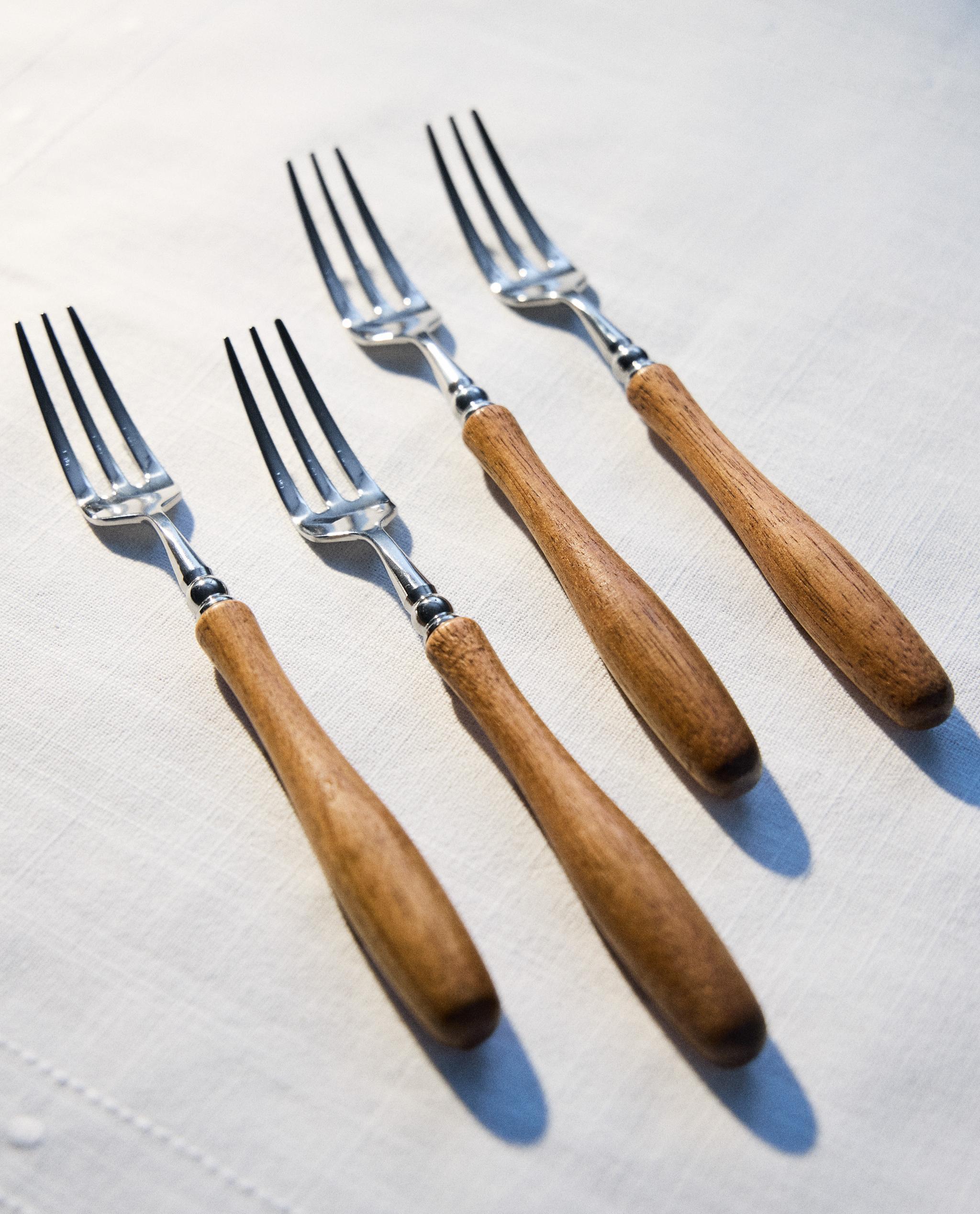 PACK OF BRUNCH FORKS WITH ACACIA WOOD HANDLES (PACK OF 4) product thumbnail 8