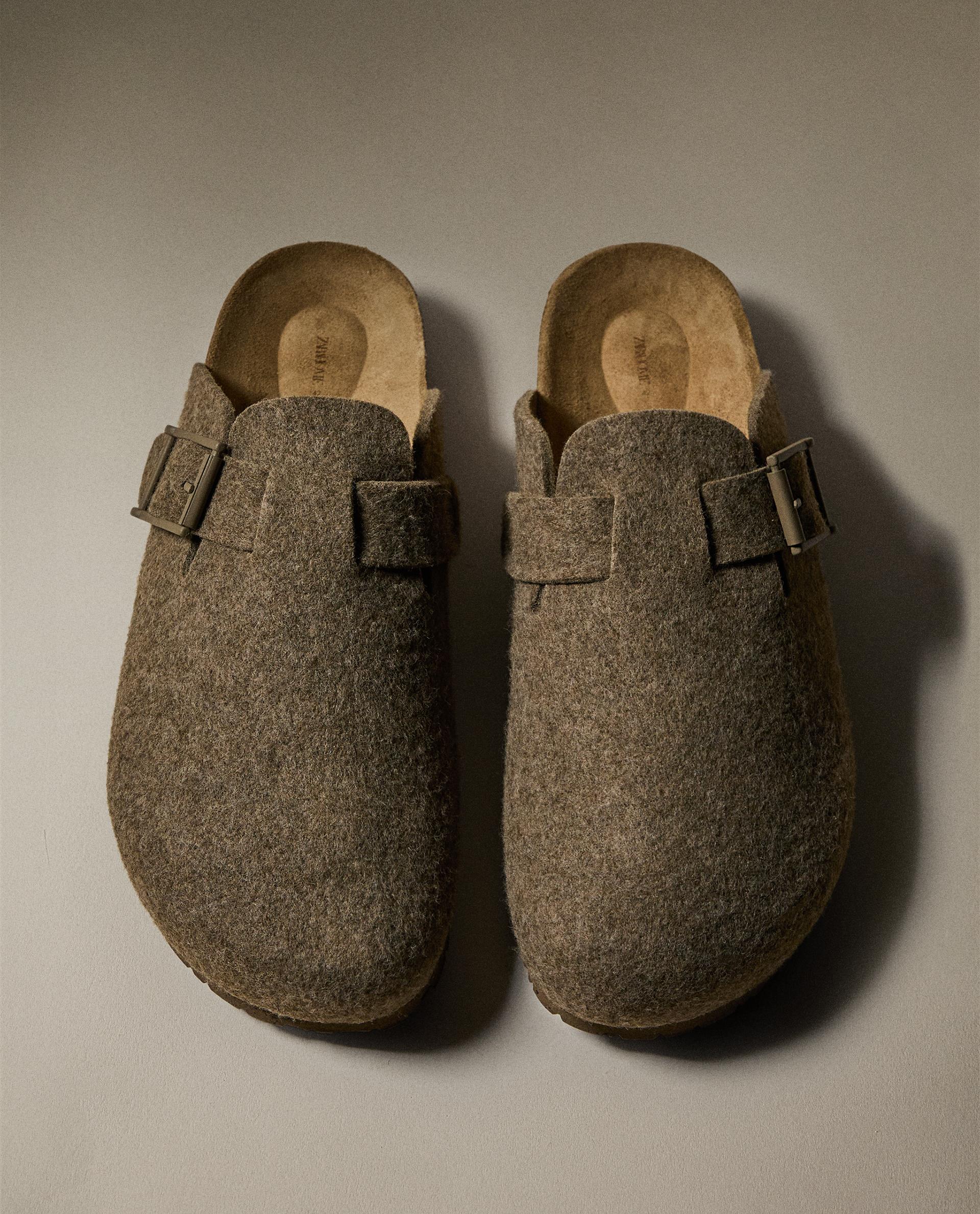 BUCKLED FELT MULE CLOG SLIPPERS