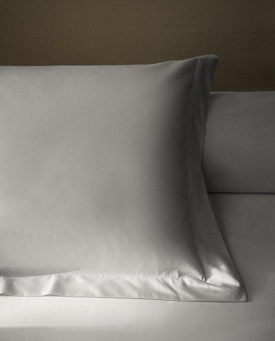 SATEEN PILLOWCASE WITH TRIM (300 THREAD COUNT) SATEEN PILLOWCASE WITH TRIM (300 THREAD COUNT)