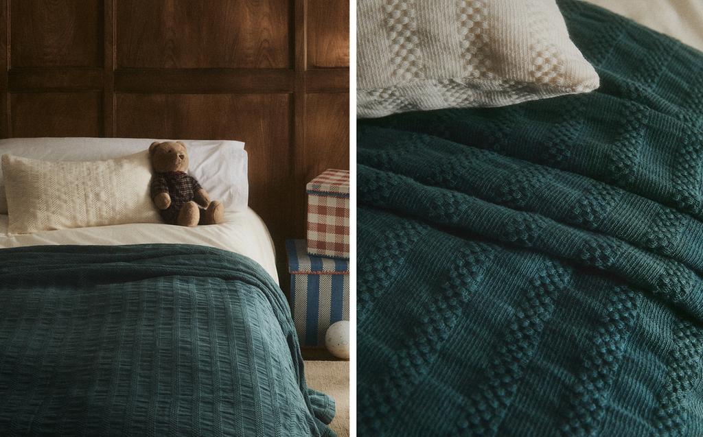 KIDS’ STRIPED TEXTURED BEDSPREAD