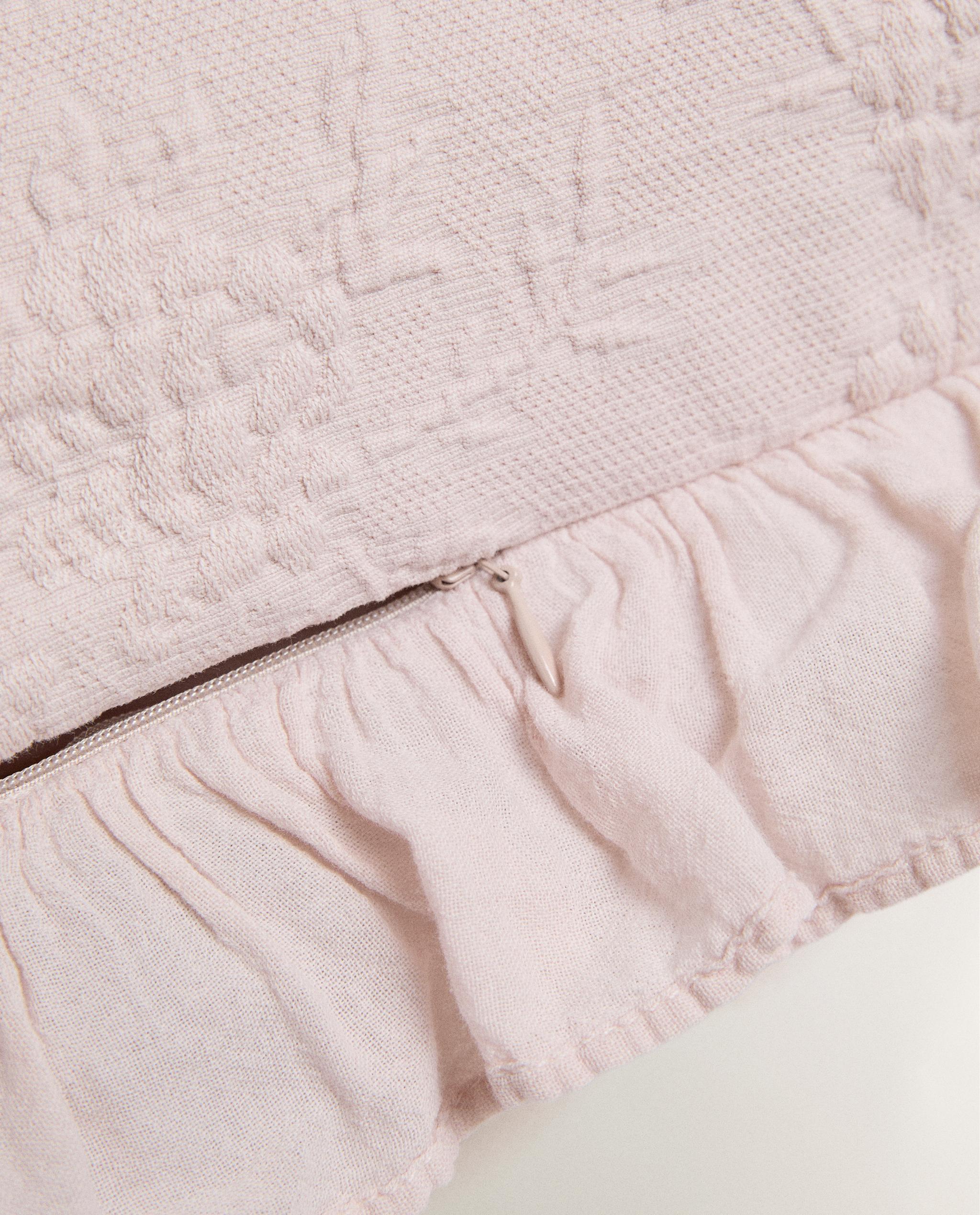 JACQUARD CUSHION COVER WITH RUFFLE product thumbnail 3