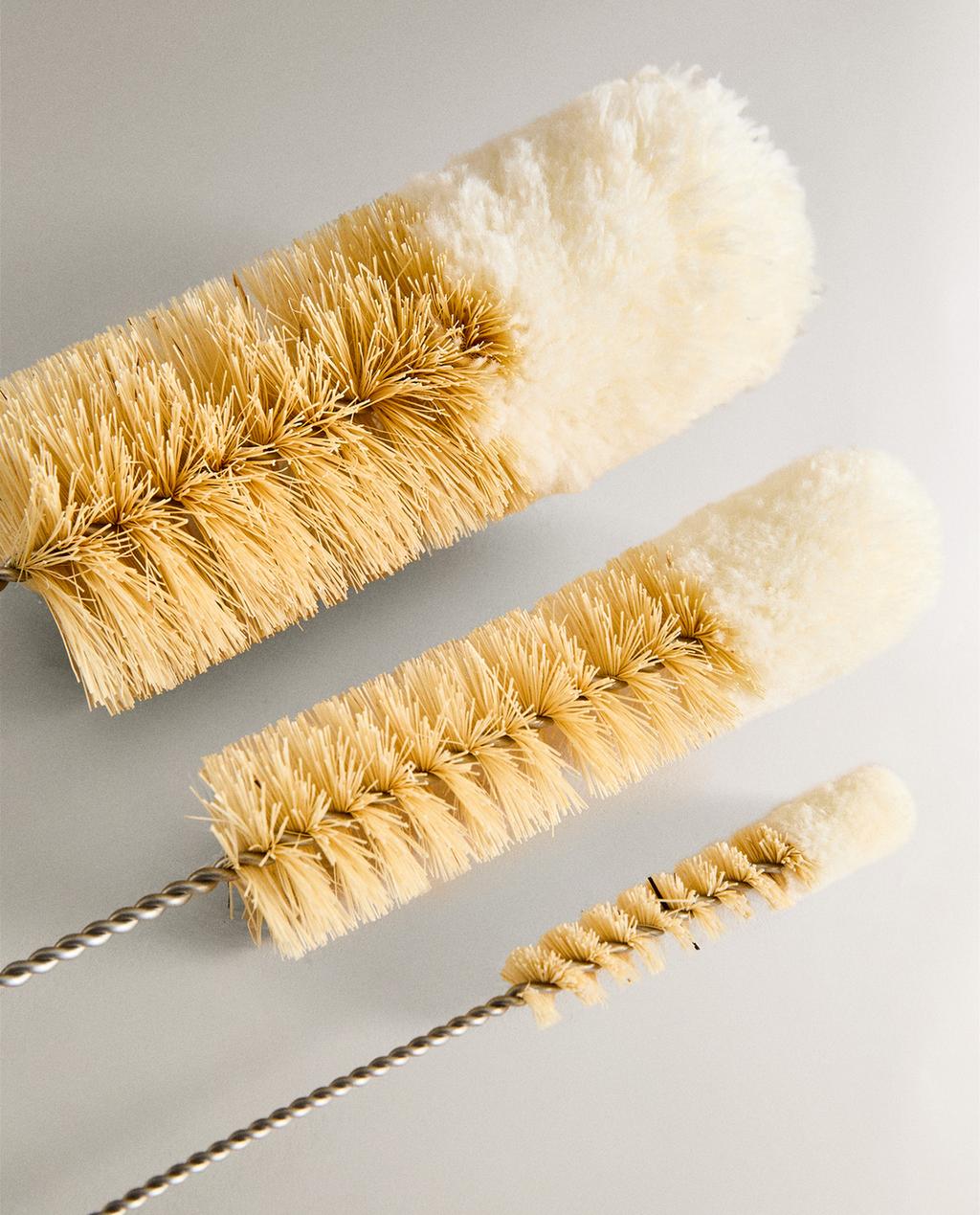 SET OF BOTTLE BRUSHES