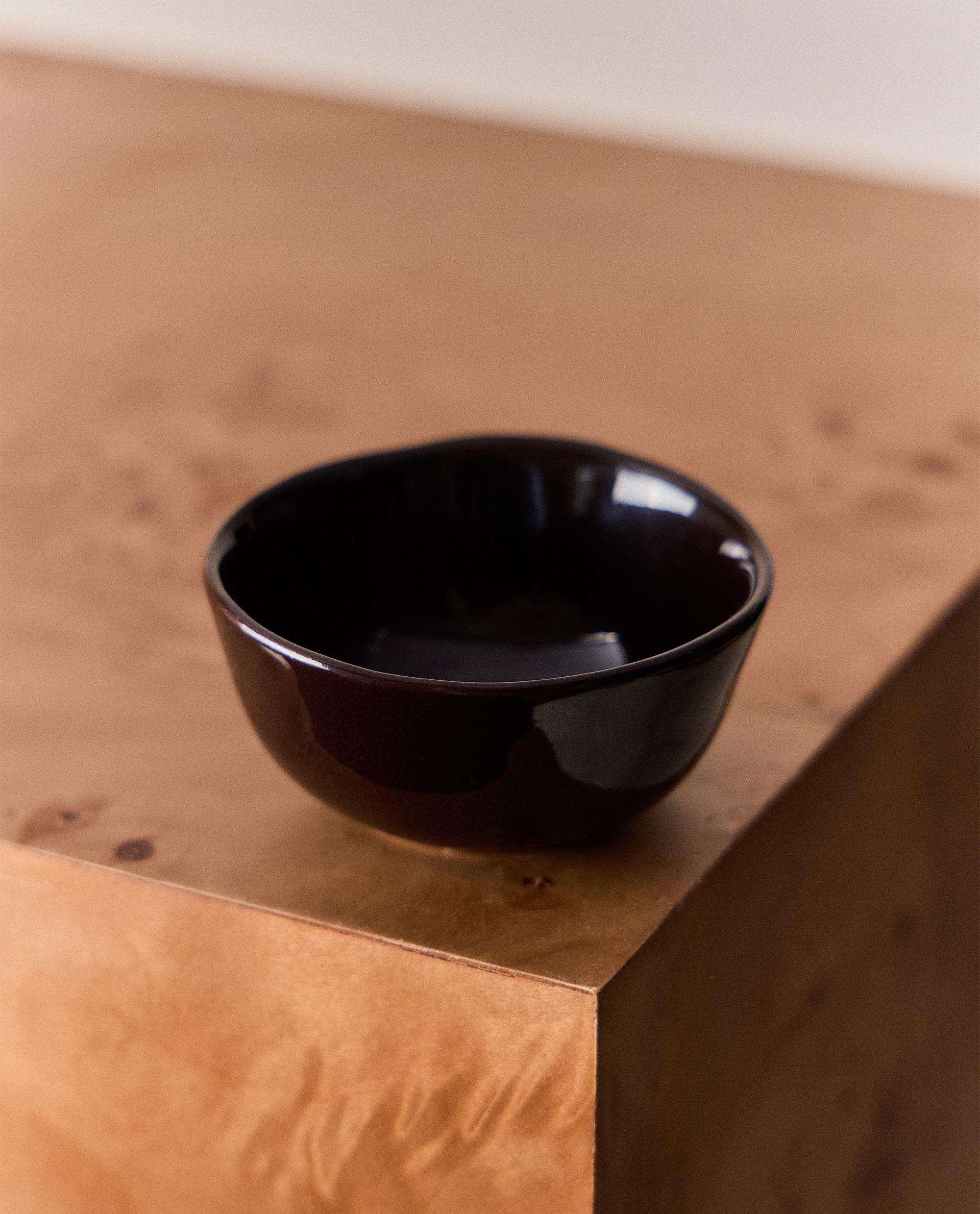 EARTHENWARE SNACK BOWL