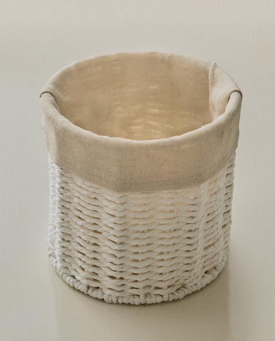 ROUND BASKET WITH COTTON LINING ROUND BASKET WITH COTTON LINING