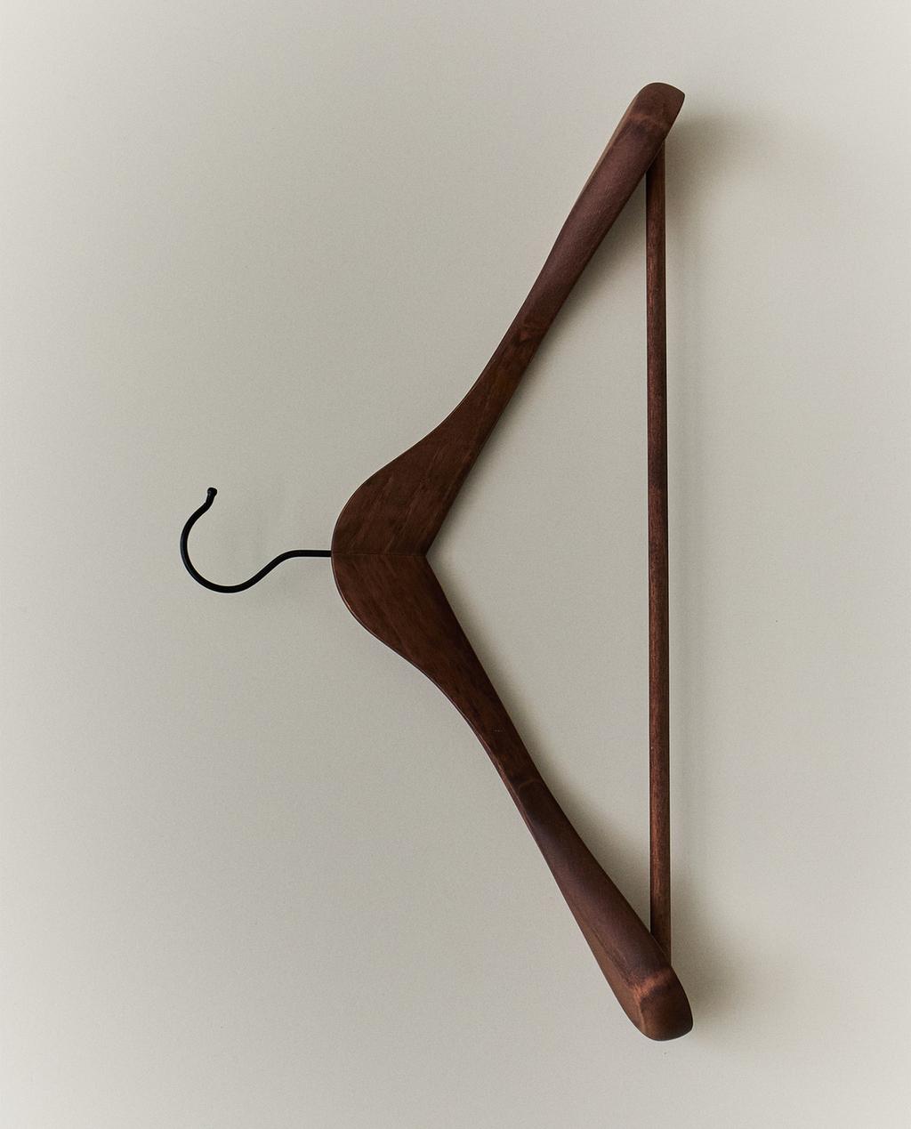 WOODEN FINISH COAT HANGER