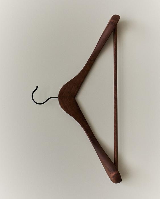 WOOD FINISH COAT HANGER WOOD FINISH COAT HANGER