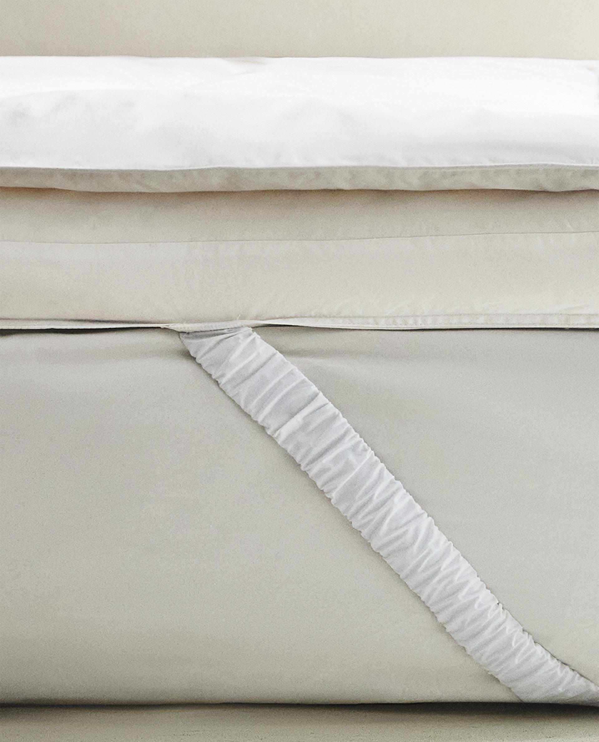DOWN MATTRESS TOPPER