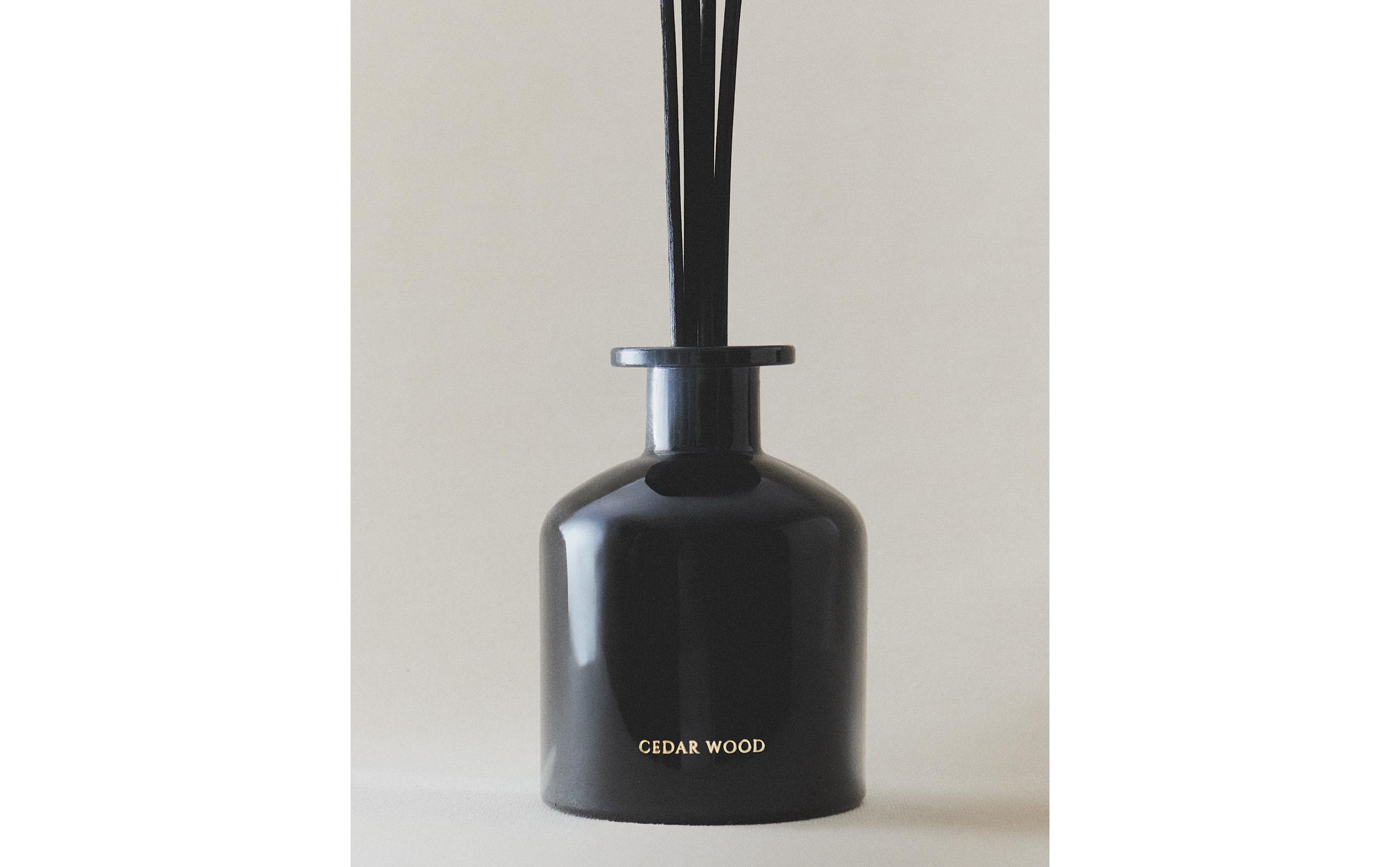 250ML) CEDAR WOOD リードディフューザー | Zara Home 日本/Japan