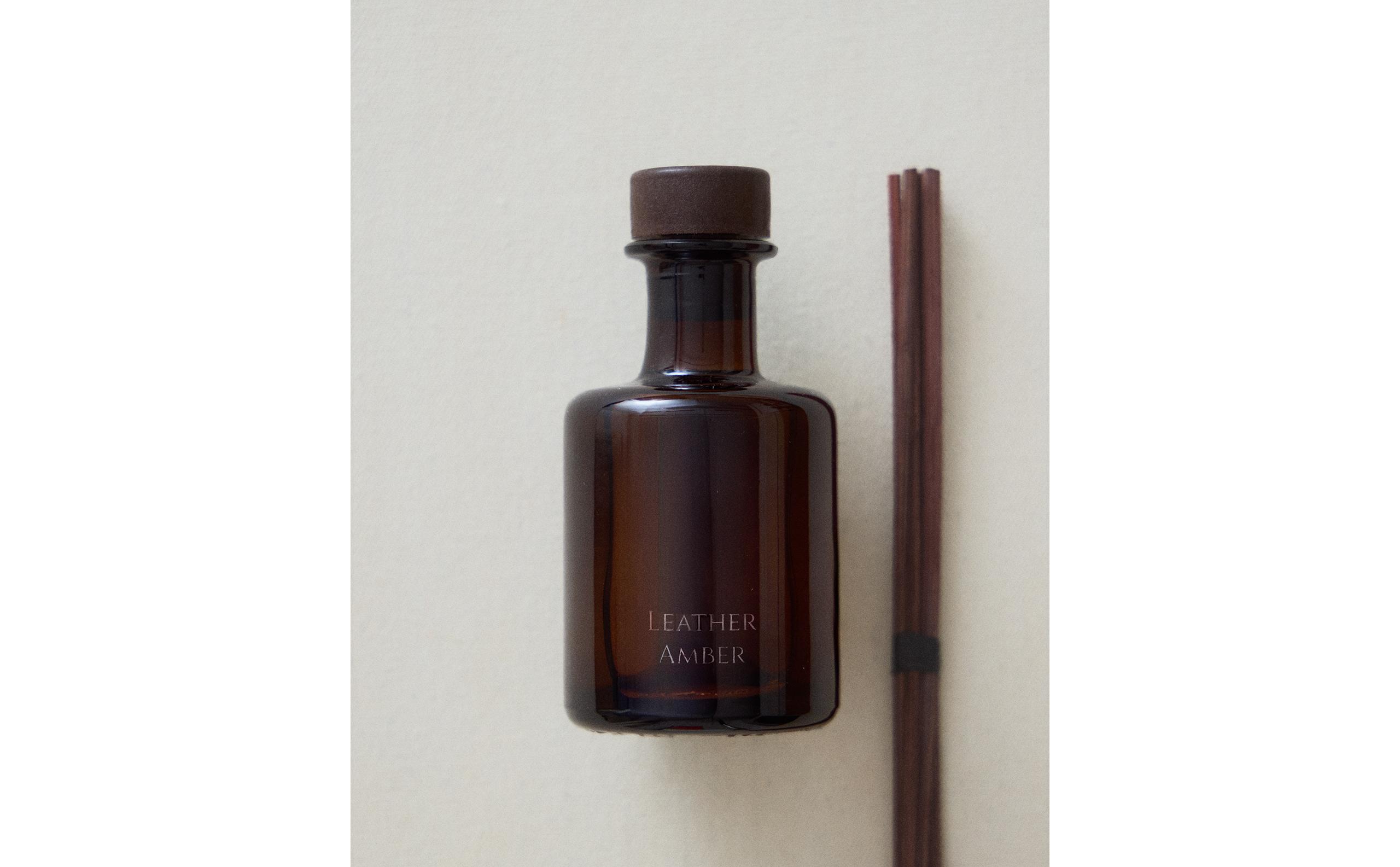 95ML）LEATHER AMBER リードディフューザー | Zara Home 日本/Japan