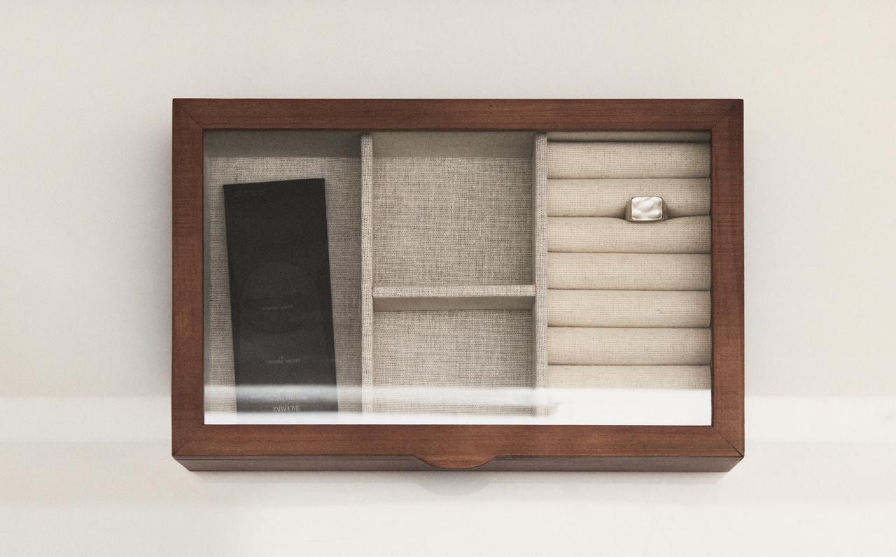 ДЕРЕВ’ЯНА СКРИНЬКА ДЛЯ ПРИКРАС