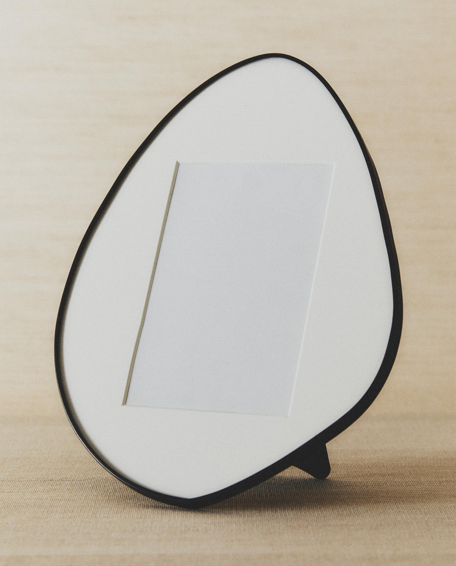 IRREGULAR-SHAPED PICTURE FRAME - HOME DECOR | Zara Home