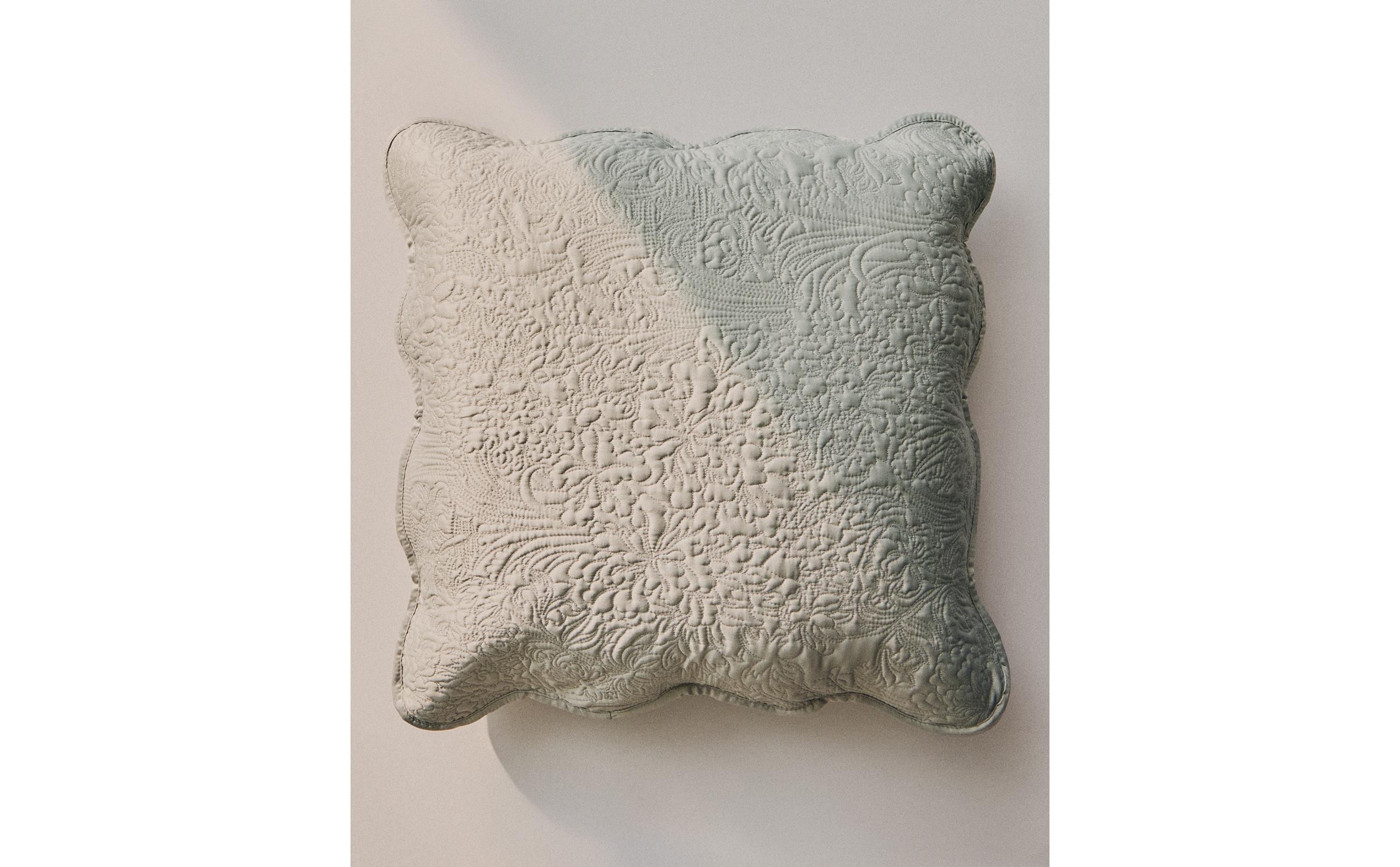 SCALLOPED FLORAL CUSHION COVER product thumbnail 19