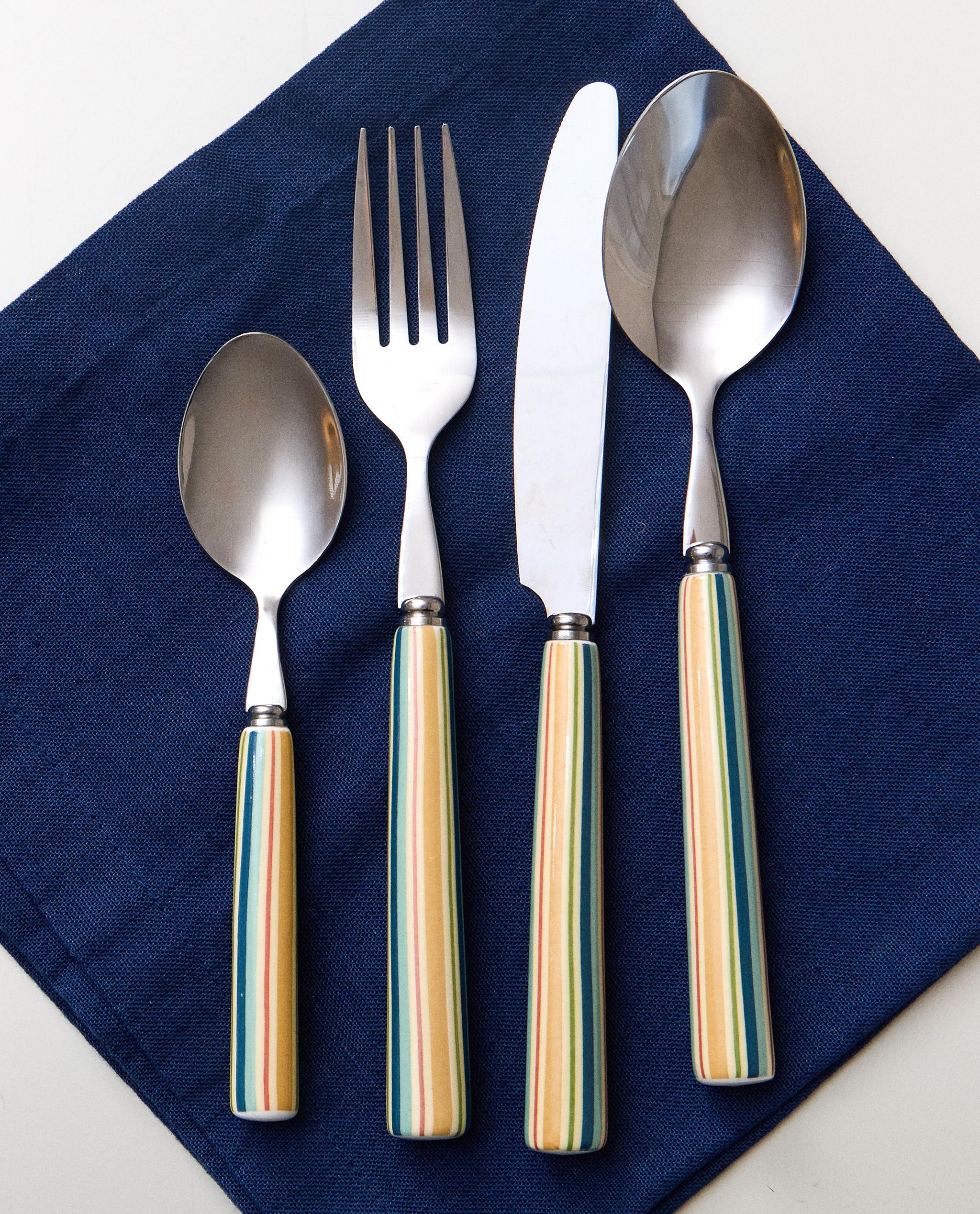 CUTLERY AND SERVING DISH product thumbnail 8