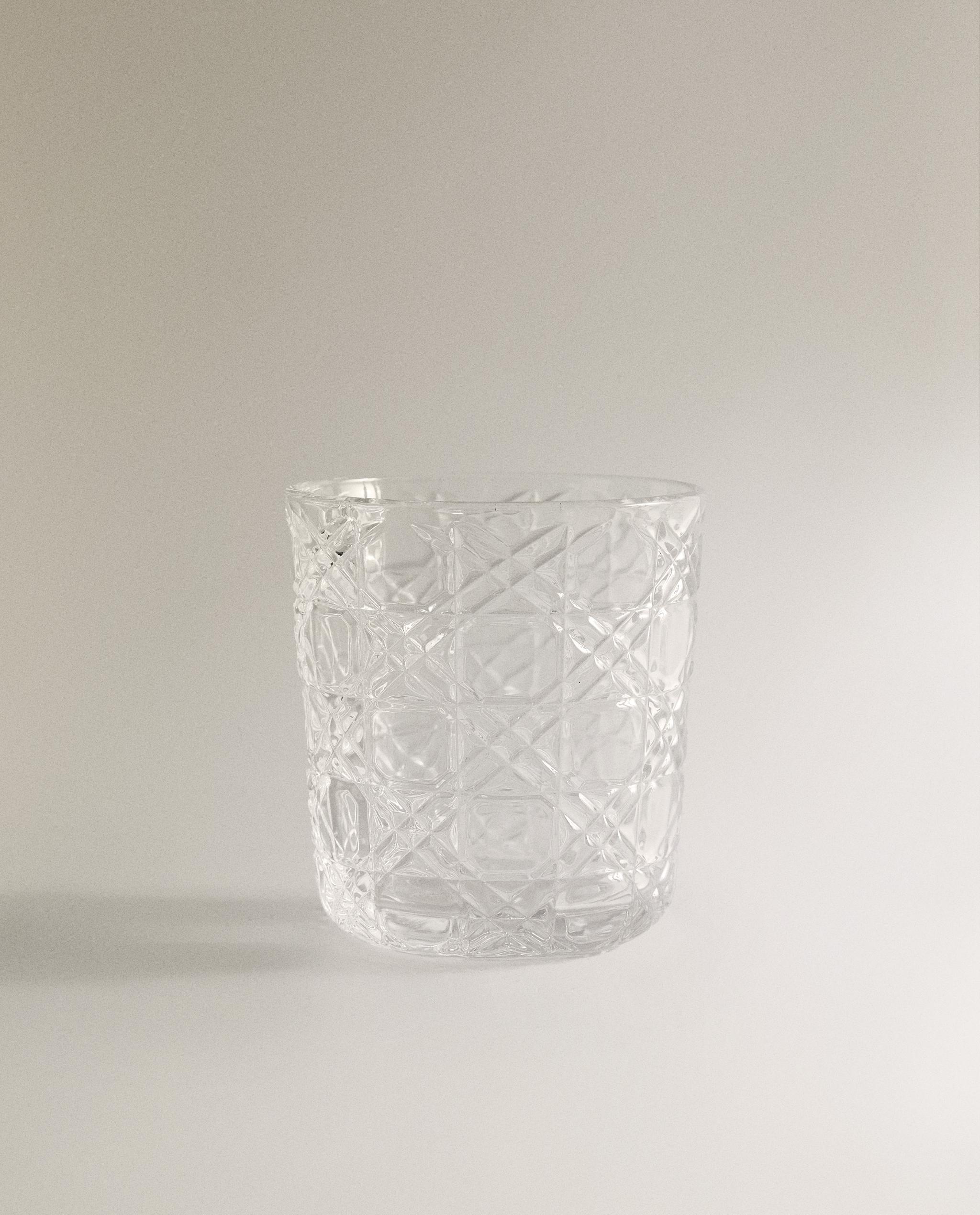 RAISED DESIGN GLASS TUMBLER product thumbnail 3