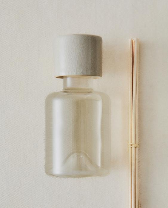 (95 ML) LUMINOUS CAMELLIA SCENTED REED DIFFUSERS (95 ML) LUMINOUS CAMELLIA SCENTED REED DIFFUSERS