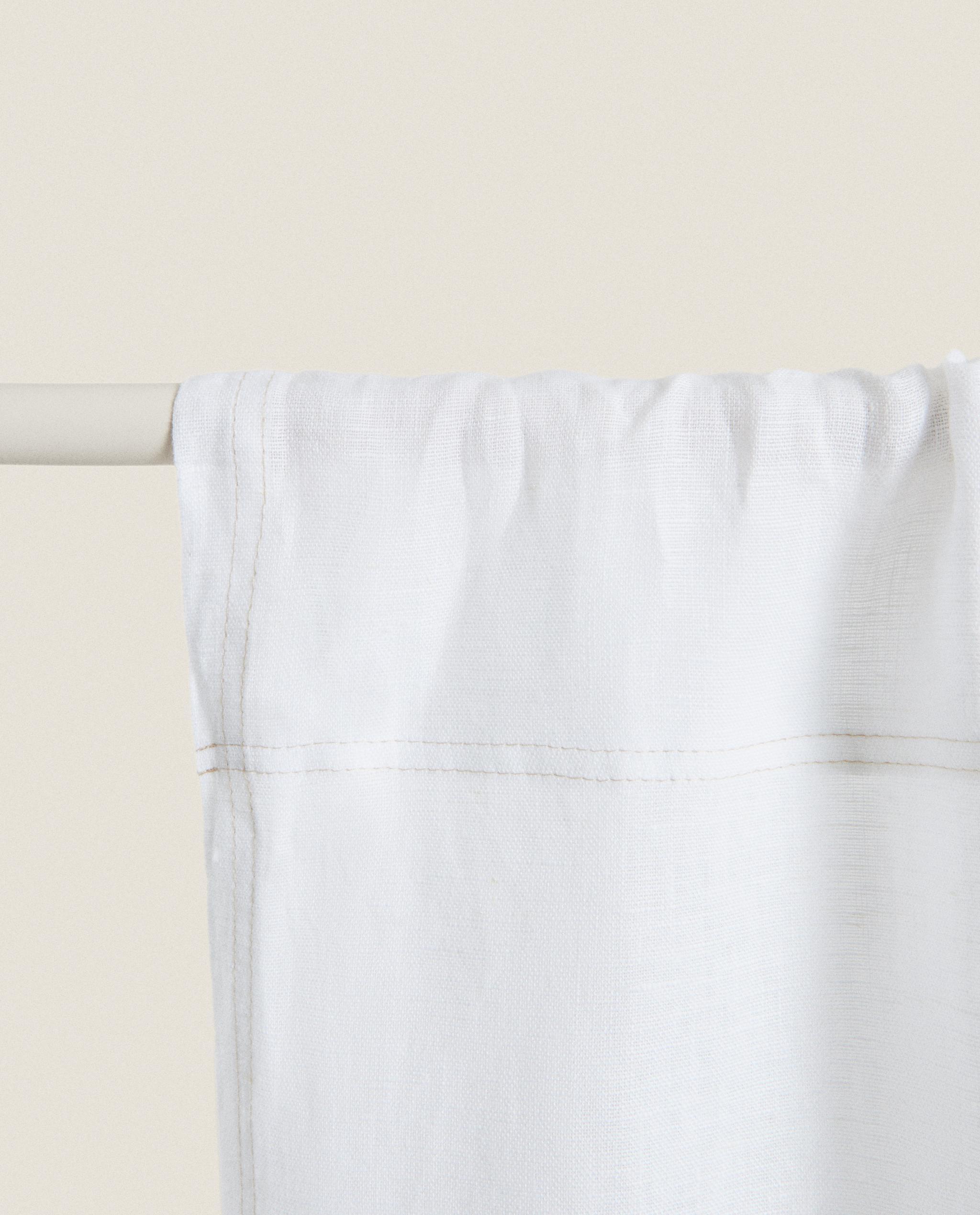 DOUBLE WIDTH LINEN CURTAIN WITH MEDIUM OPACITY product thumbnail 4
