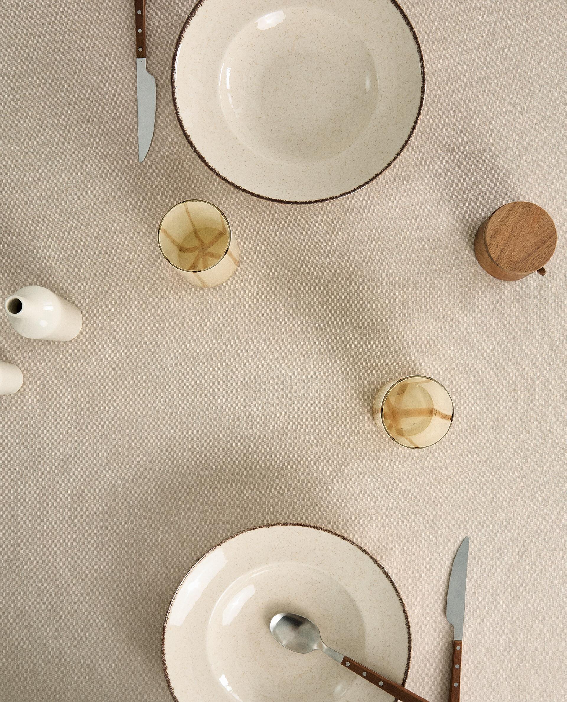 PLAIN SCALLOPED TABLECLOTH product thumbnail 16