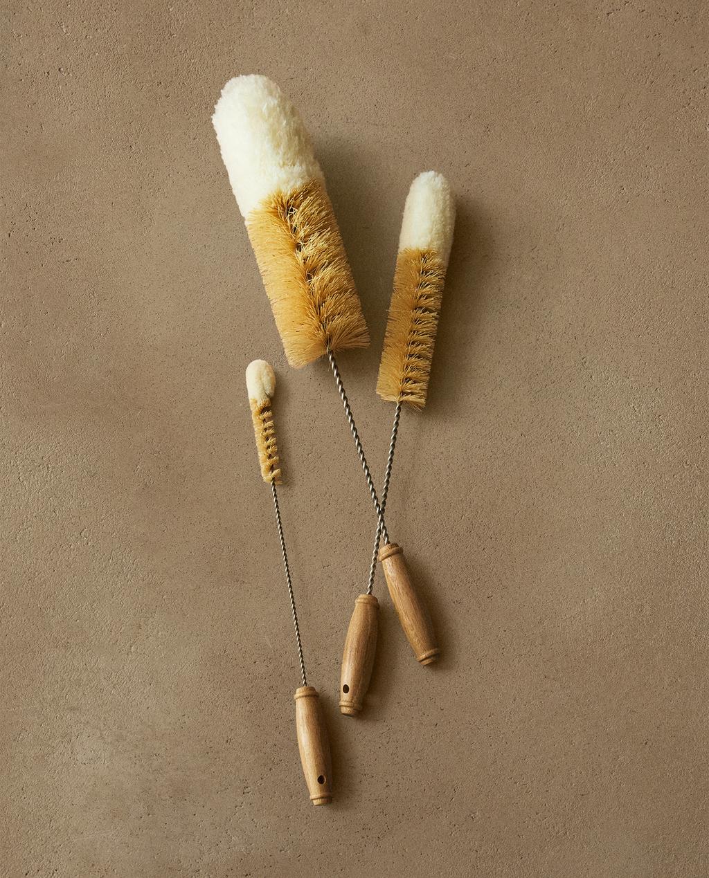 SET OF BOTTLE BRUSHES