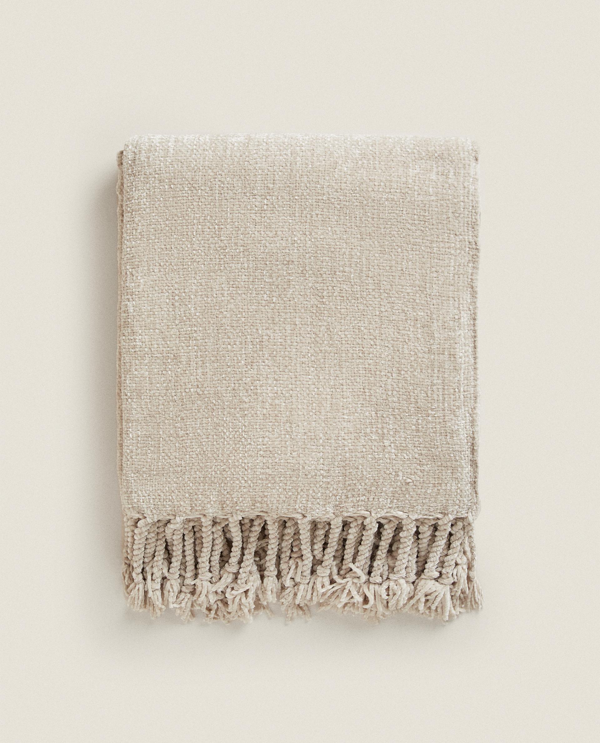 CHUNKY CHENILLE THROW product thumbnail 10