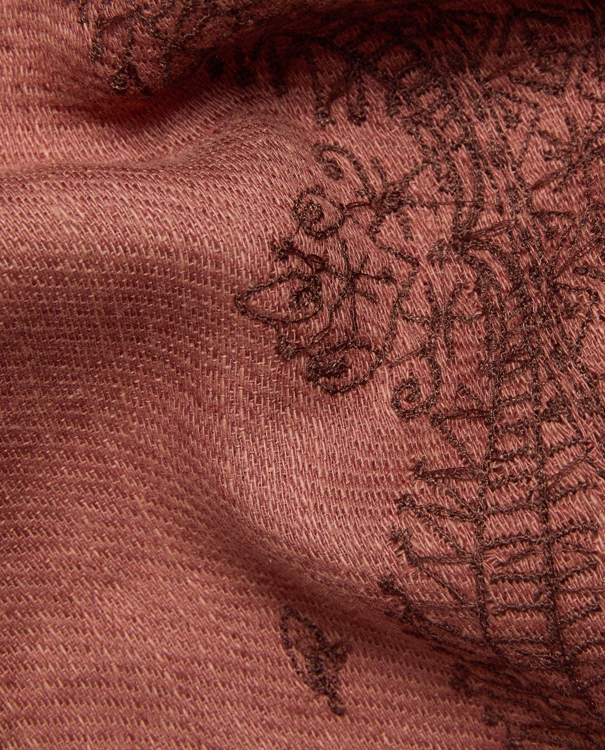 EMBROIDERED LINEN AND COTTON BLANKET product thumbnail 3