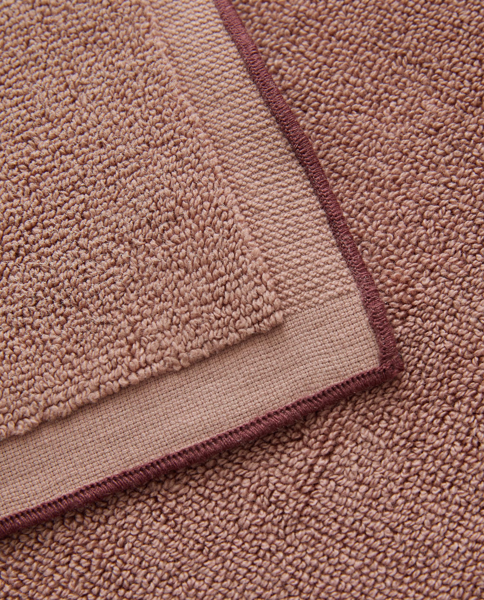 COTTON BATH MAT WITH OVERLOCK product thumbnail 6