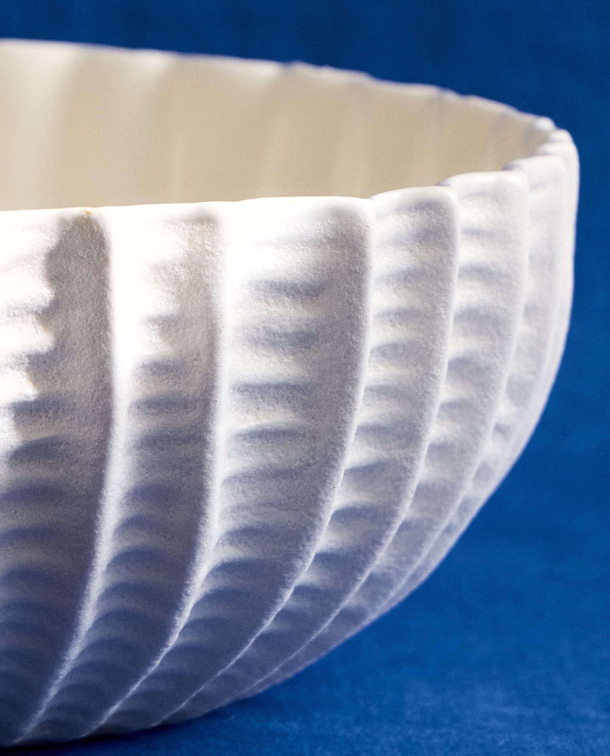 STONEWARE SALAD BOWL WITH RAISED DESIGN product thumbnail 10