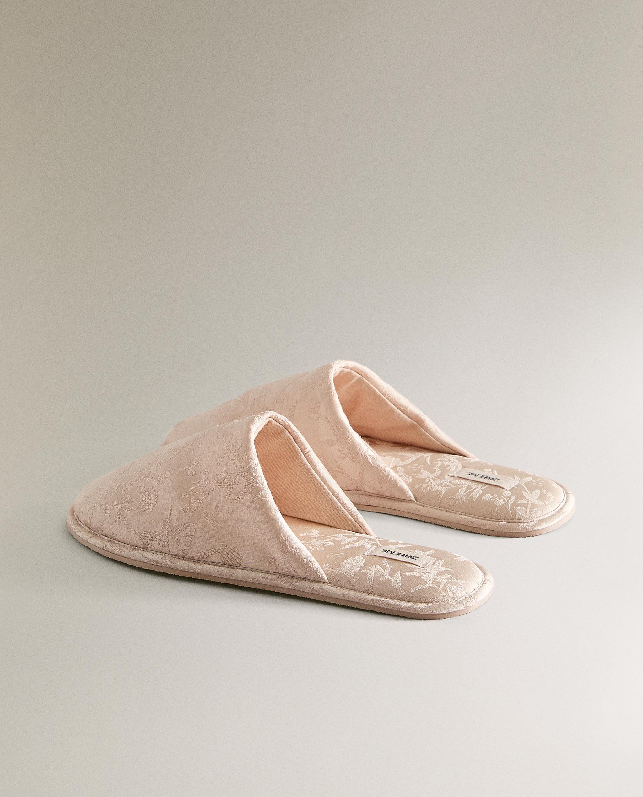 JACQUARD MULE SLIPPERS product thumbnail 12