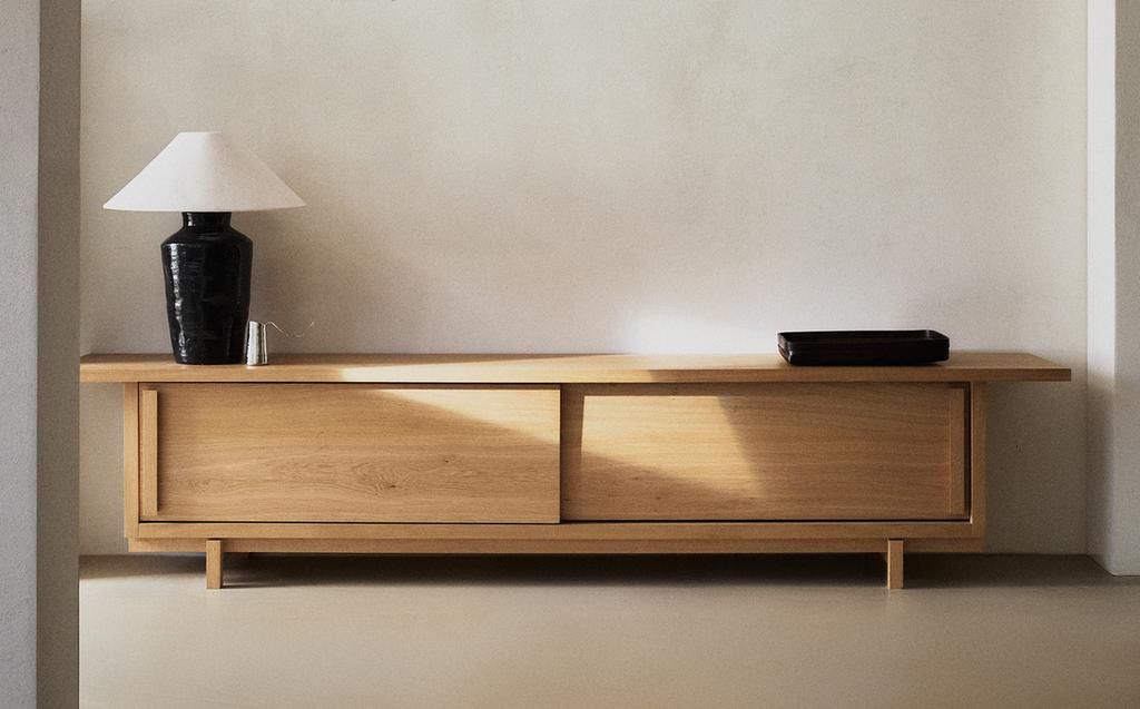 SIDEBOARD 01