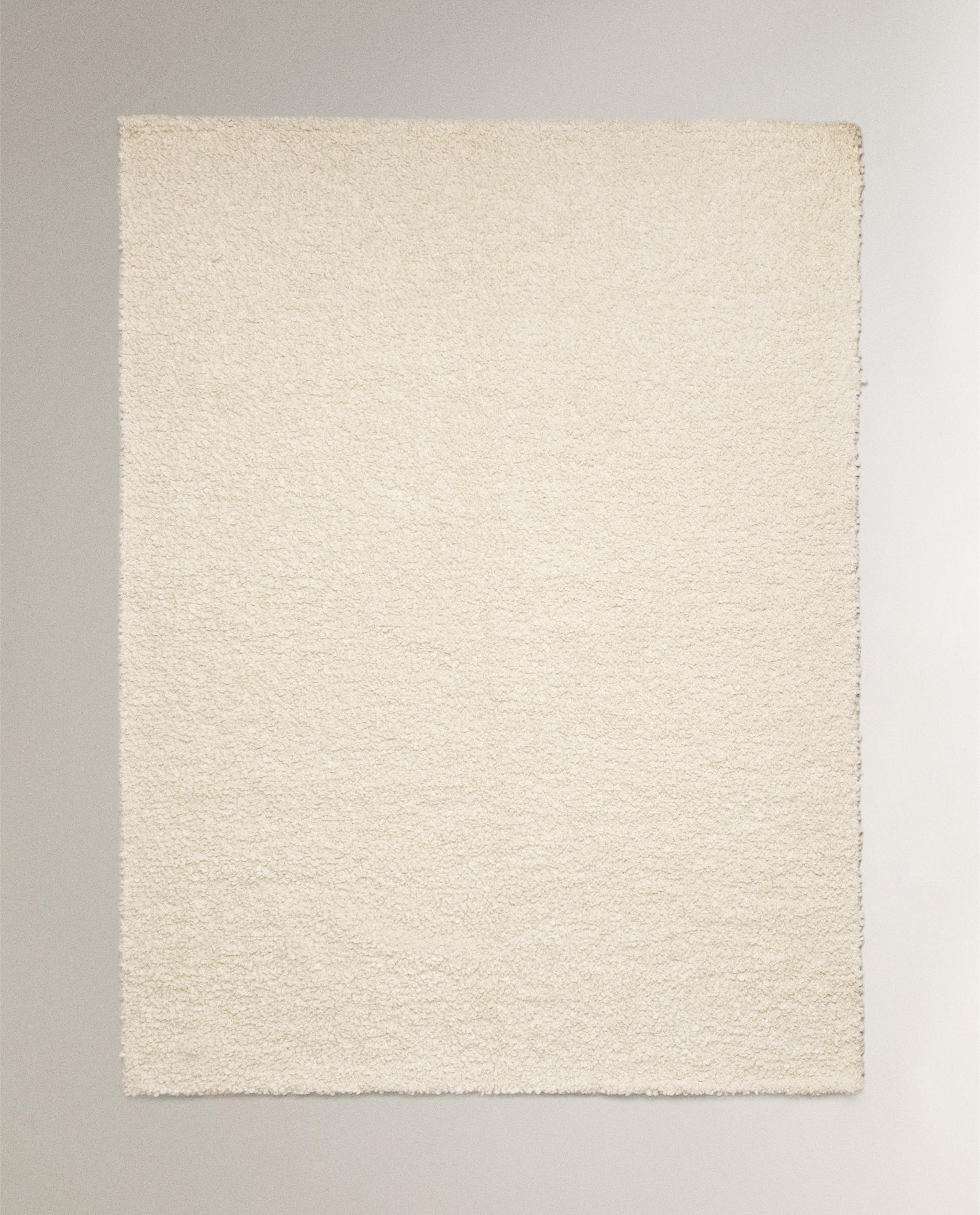 BOUCLÉ WOOL RUG product thumbnail 4