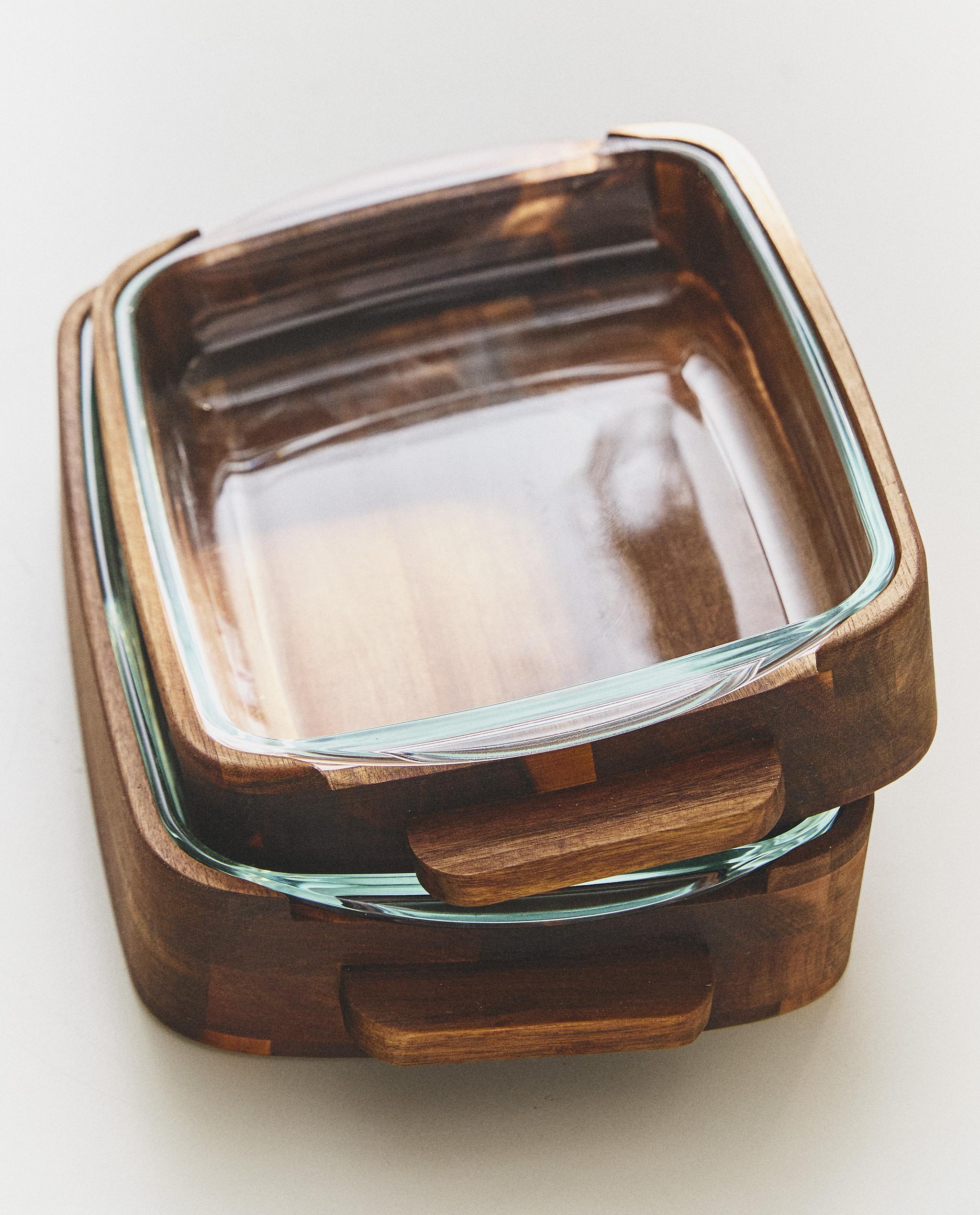 BOROSILICATE GLASS AND WOOD OVEN SERVING DISH