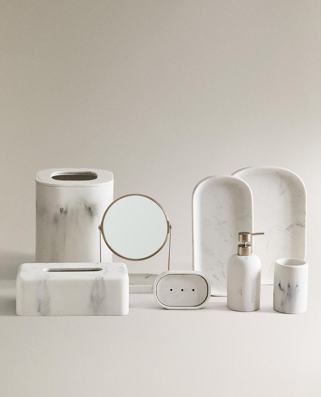 MARBLE-EFFECT RESIN BATHROOM SET