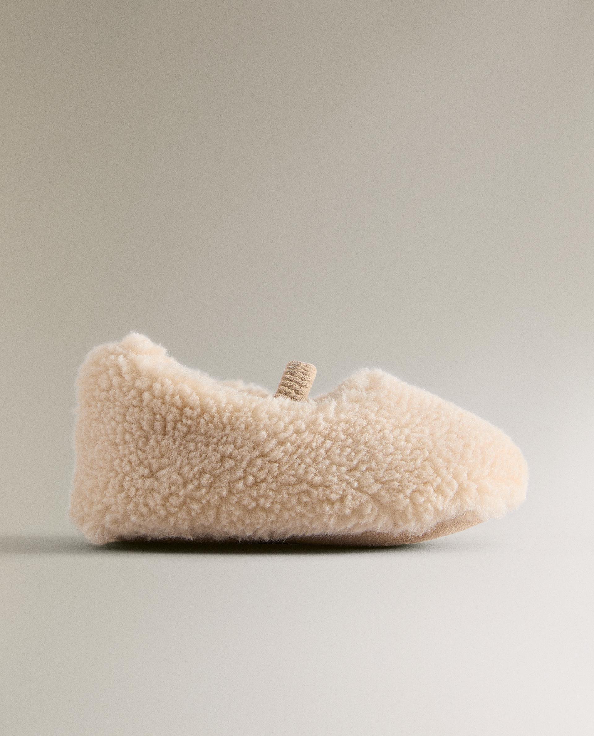 FAUX SHEARLING BALLERINAS