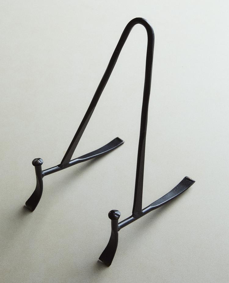 METAL STAND METAL STAND